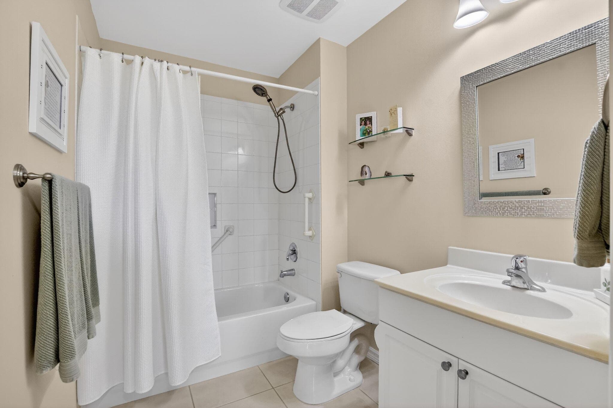 26 Royal Palm Way 403, Boca Raton, FL 33432 — photo 28 of 55