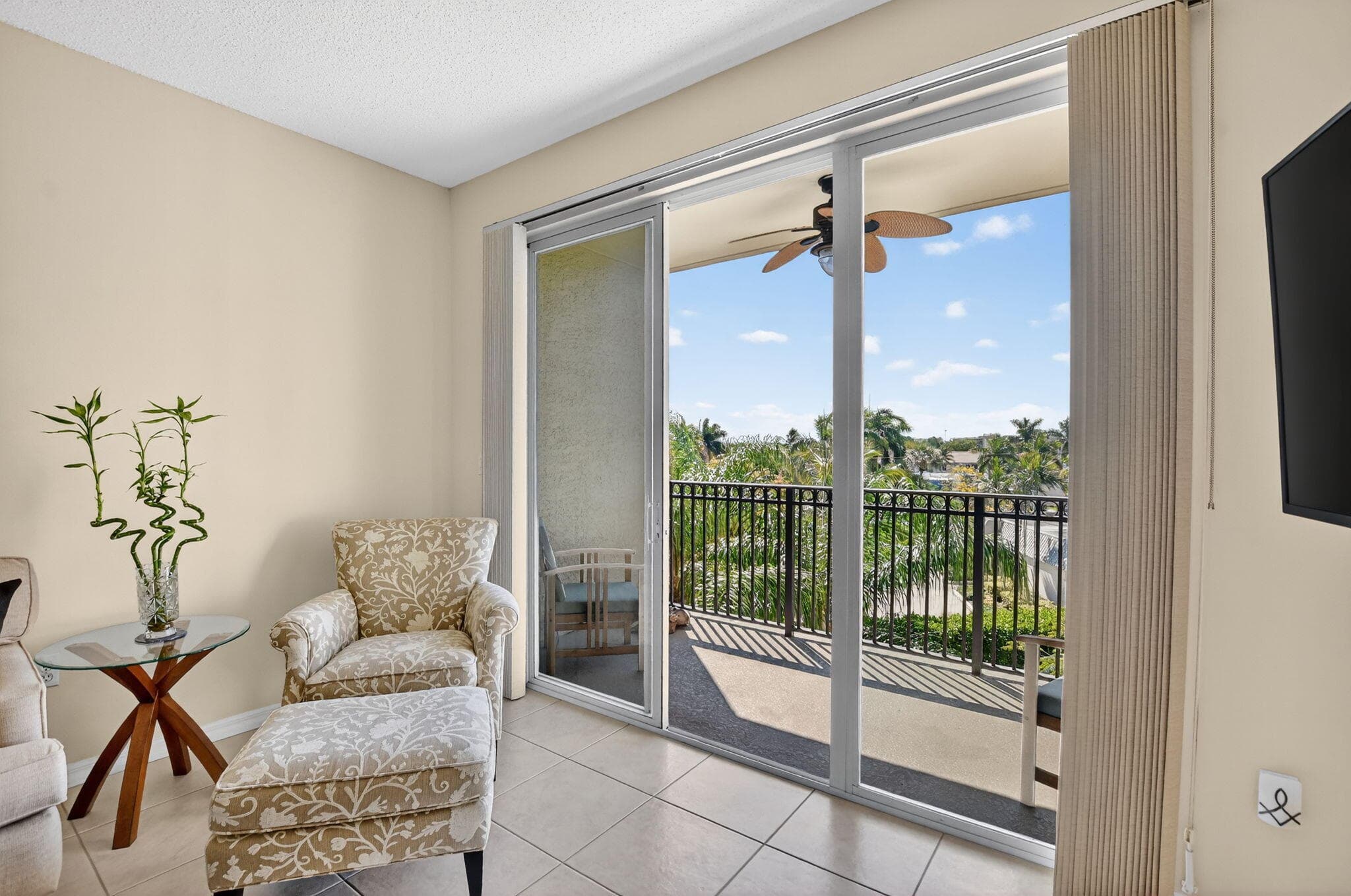 26 Royal Palm Way 403, Boca Raton, FL 33432 — photo 30 of 55
