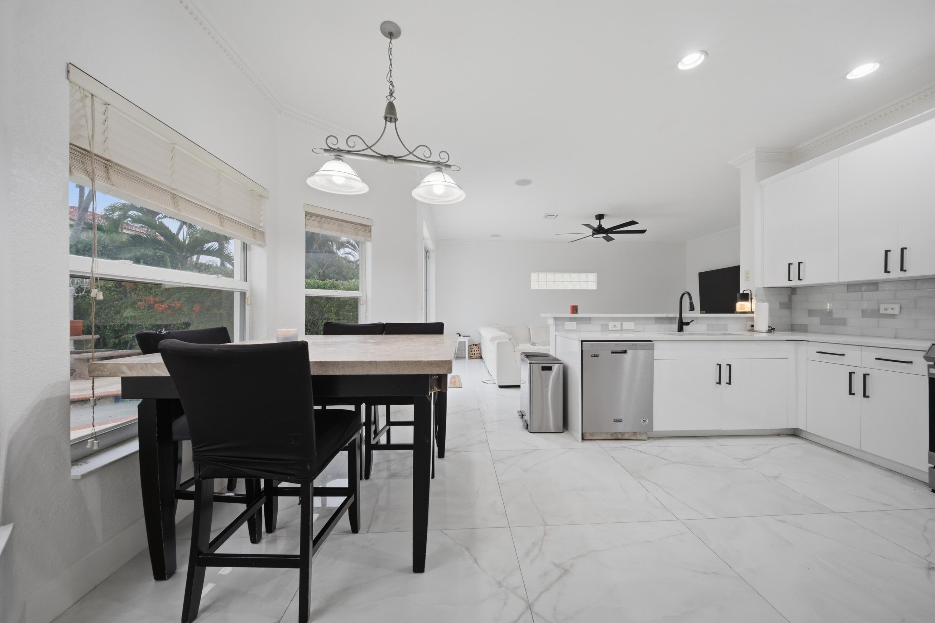4752 NW 120th Way, Coral Springs, FL 33076 — photo 7 of 36