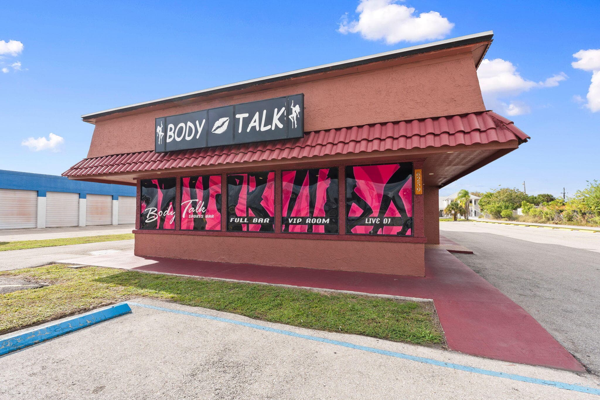 8259 S U.s. Hwy 1, Port St. Lucie, FL — photo 1 of 40