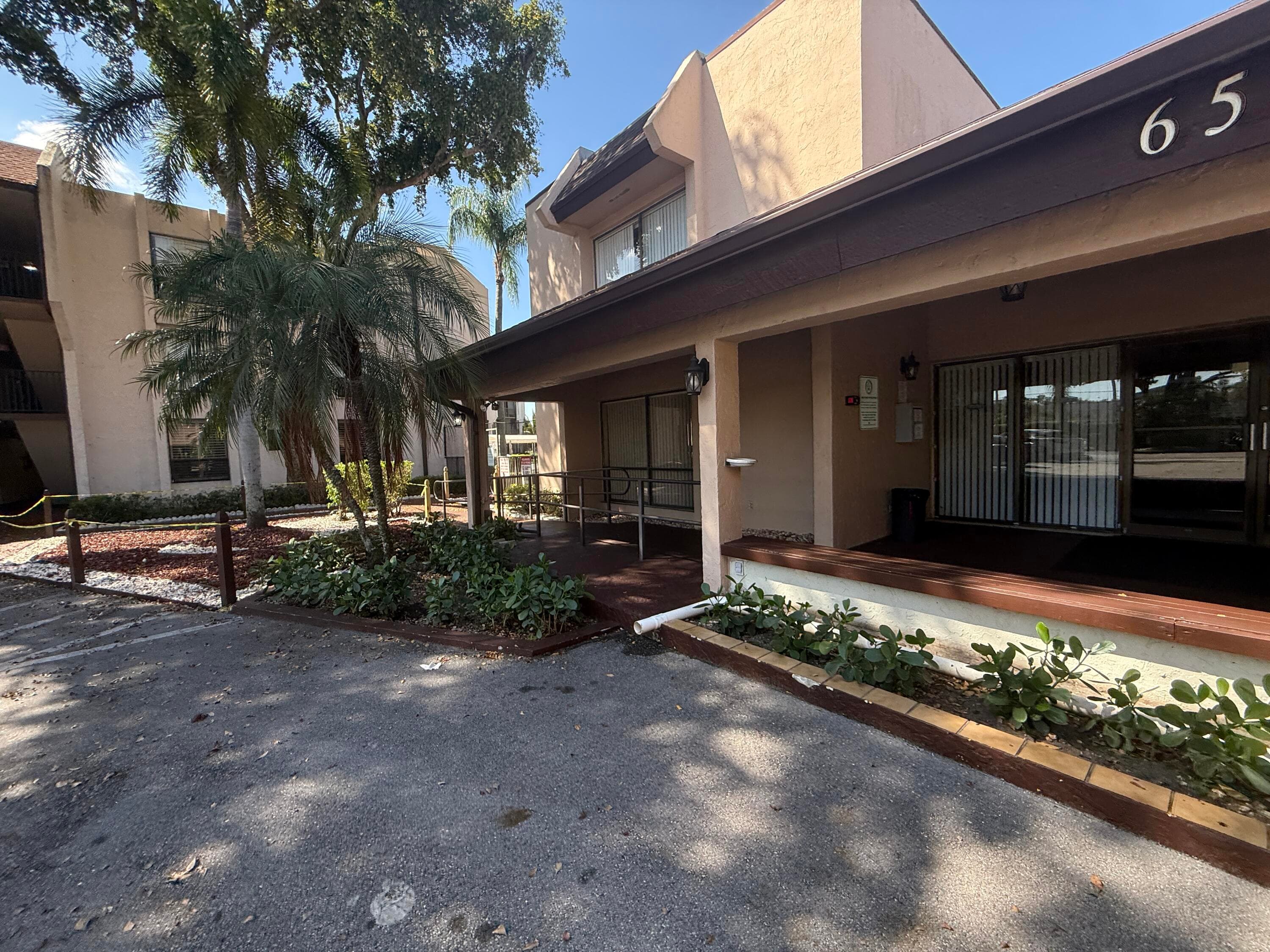 7850 W Mcnab Road 210, Tamarac, FL 33321 — photo 36 of 39