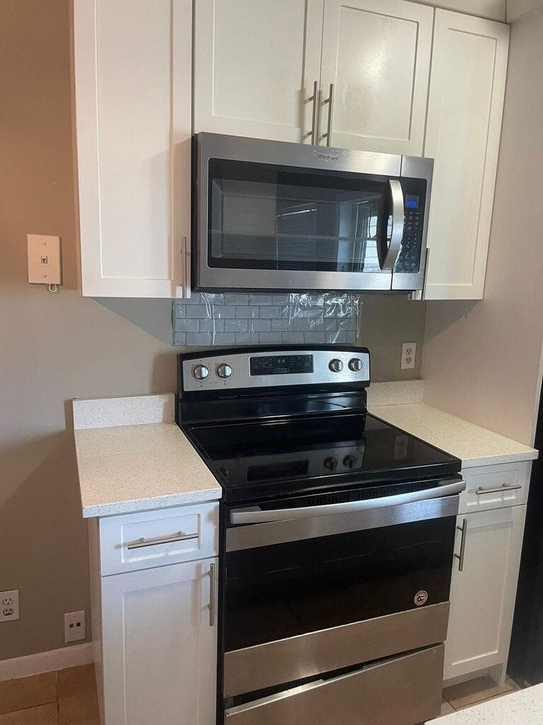 702 N L Street 13, Lake Worth Beach, FL 33460 — photo 3 of 6