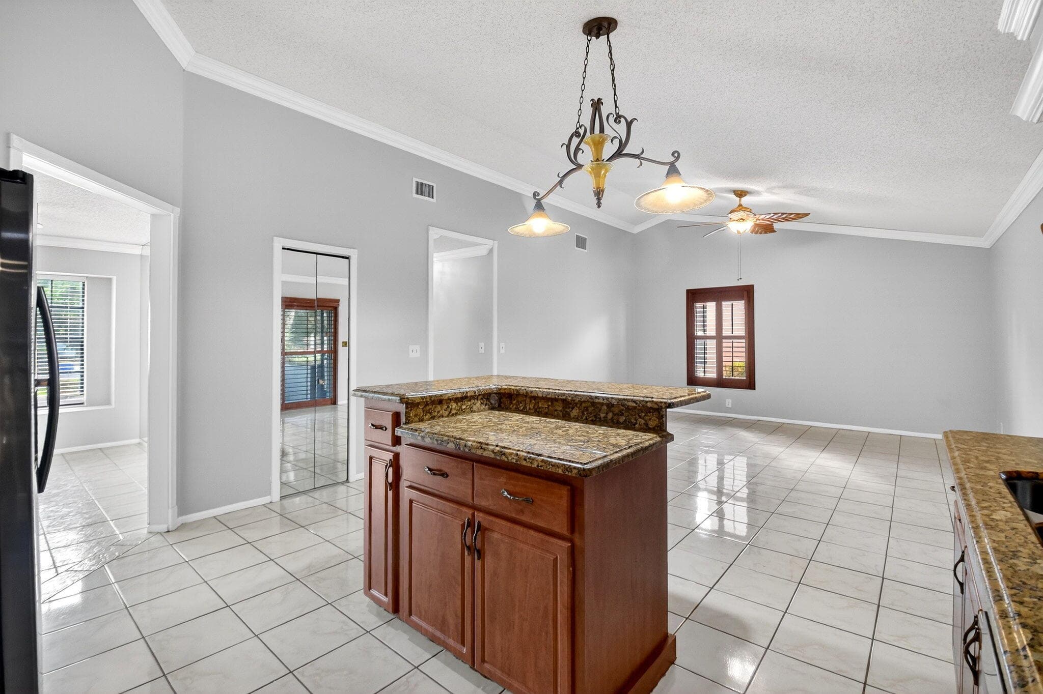 4105 S Shelley Rd Road S, West Palm Beach, FL 33407 — photo 9 of 29