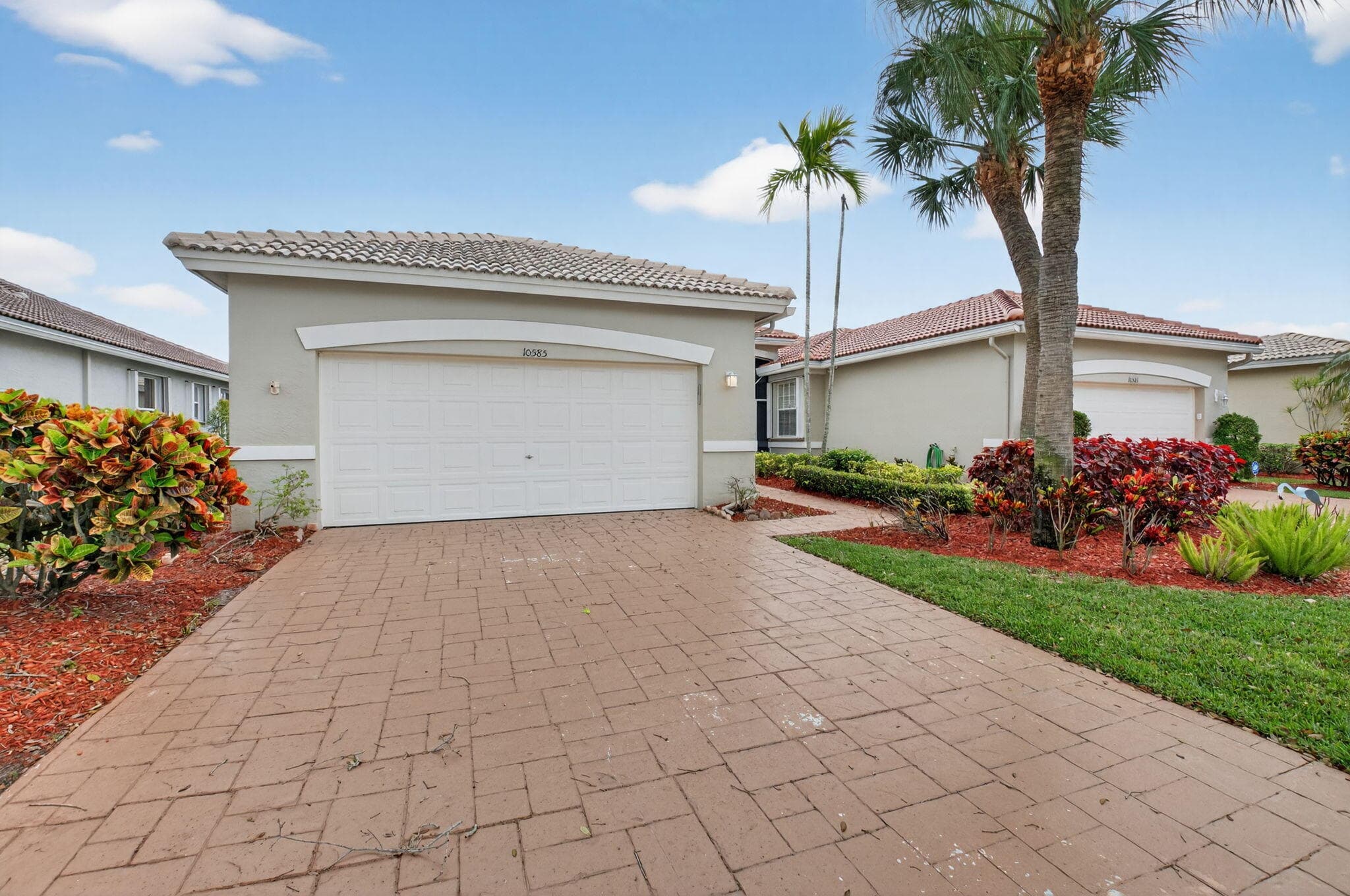 10585 Royal Caribbean Circle, Boynton Beach, FL 33437 — photo 3 of 61