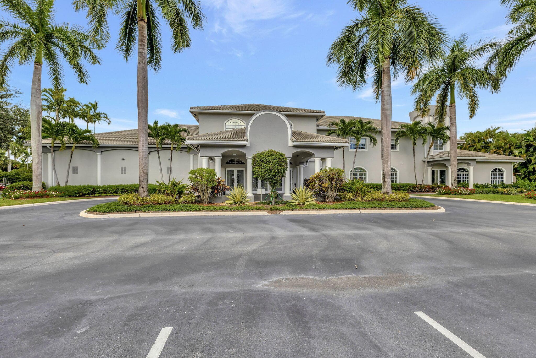 10585 Royal Caribbean Circle, Boynton Beach, FL 33437 — photo 35 of 61