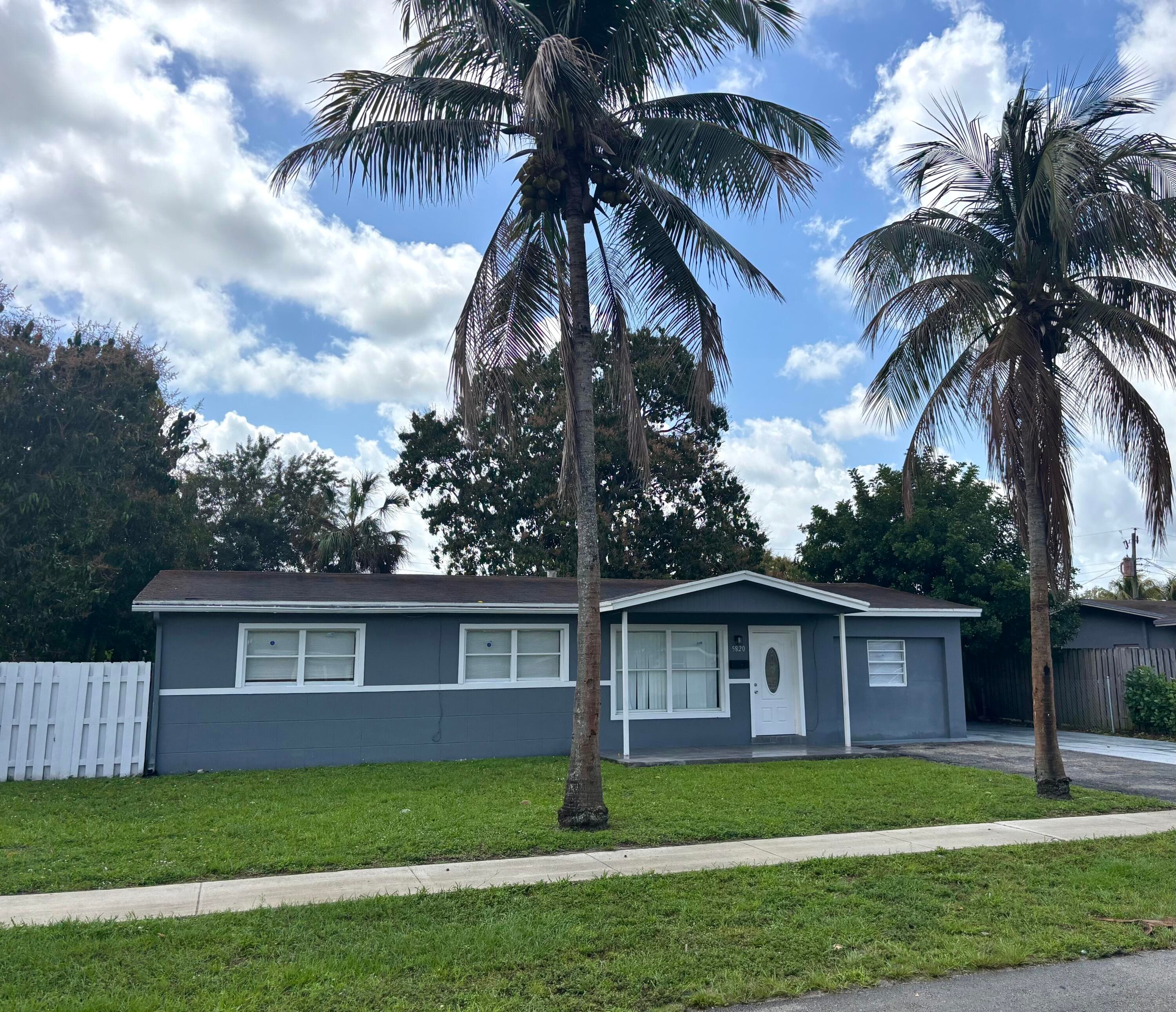 5820 NW 13th Street, Sunrise, FL 33313 — photo 1 of 25