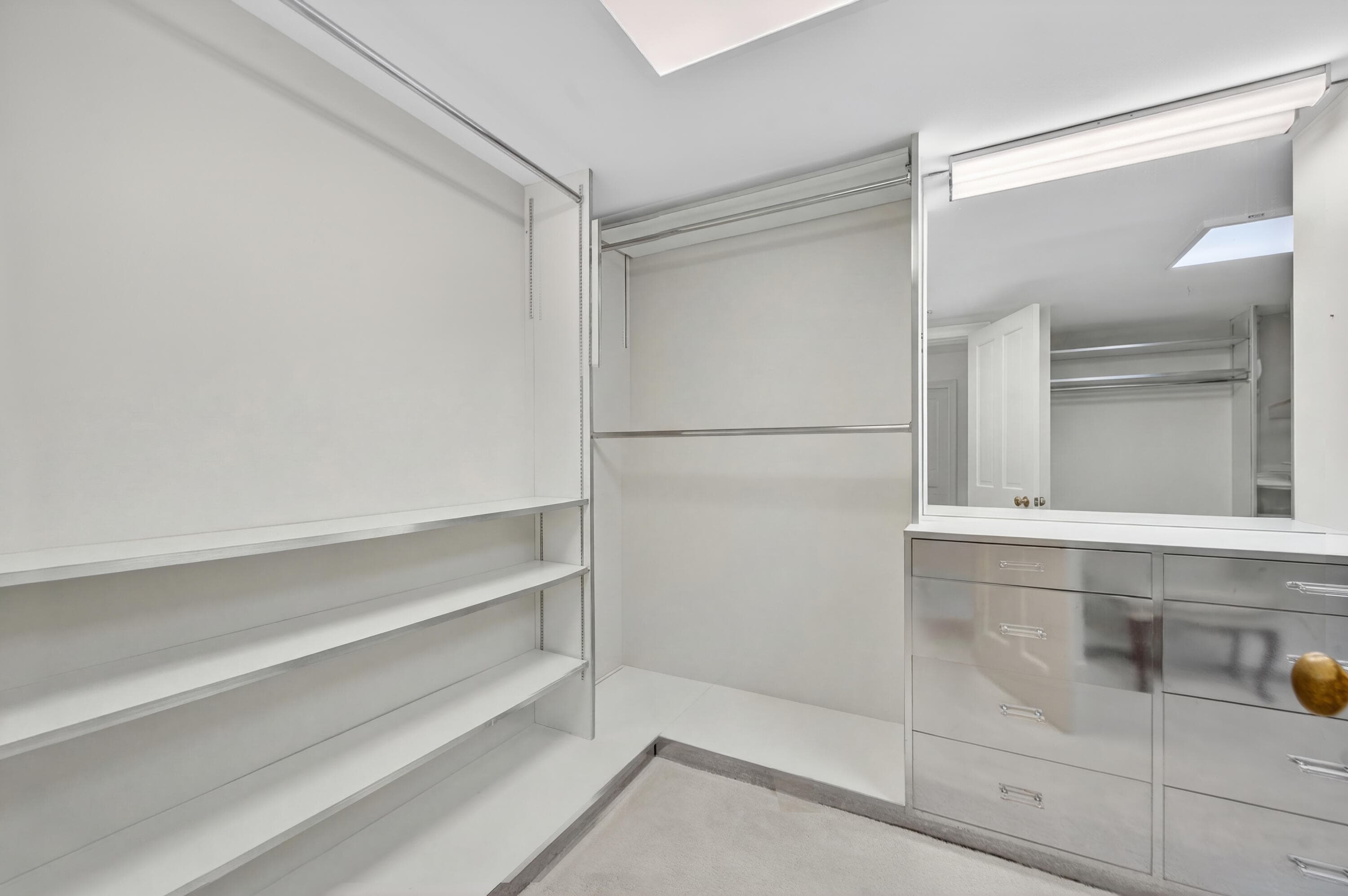 5500 Collins Avenue 302, Miami Beach, FL 33140 — photo 37 of 43