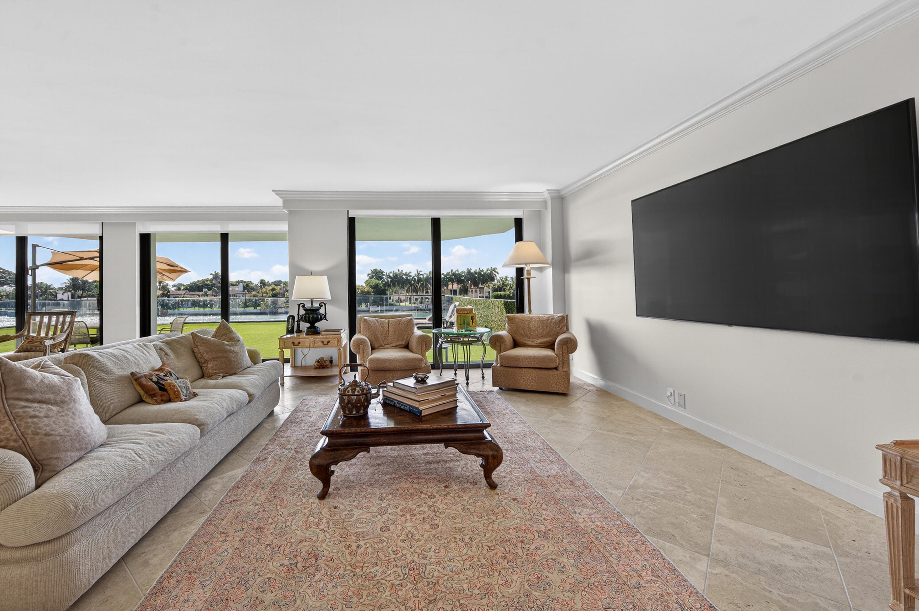 5500 Collins Avenue 302, Miami Beach, FL 33140 — photo 19 of 43