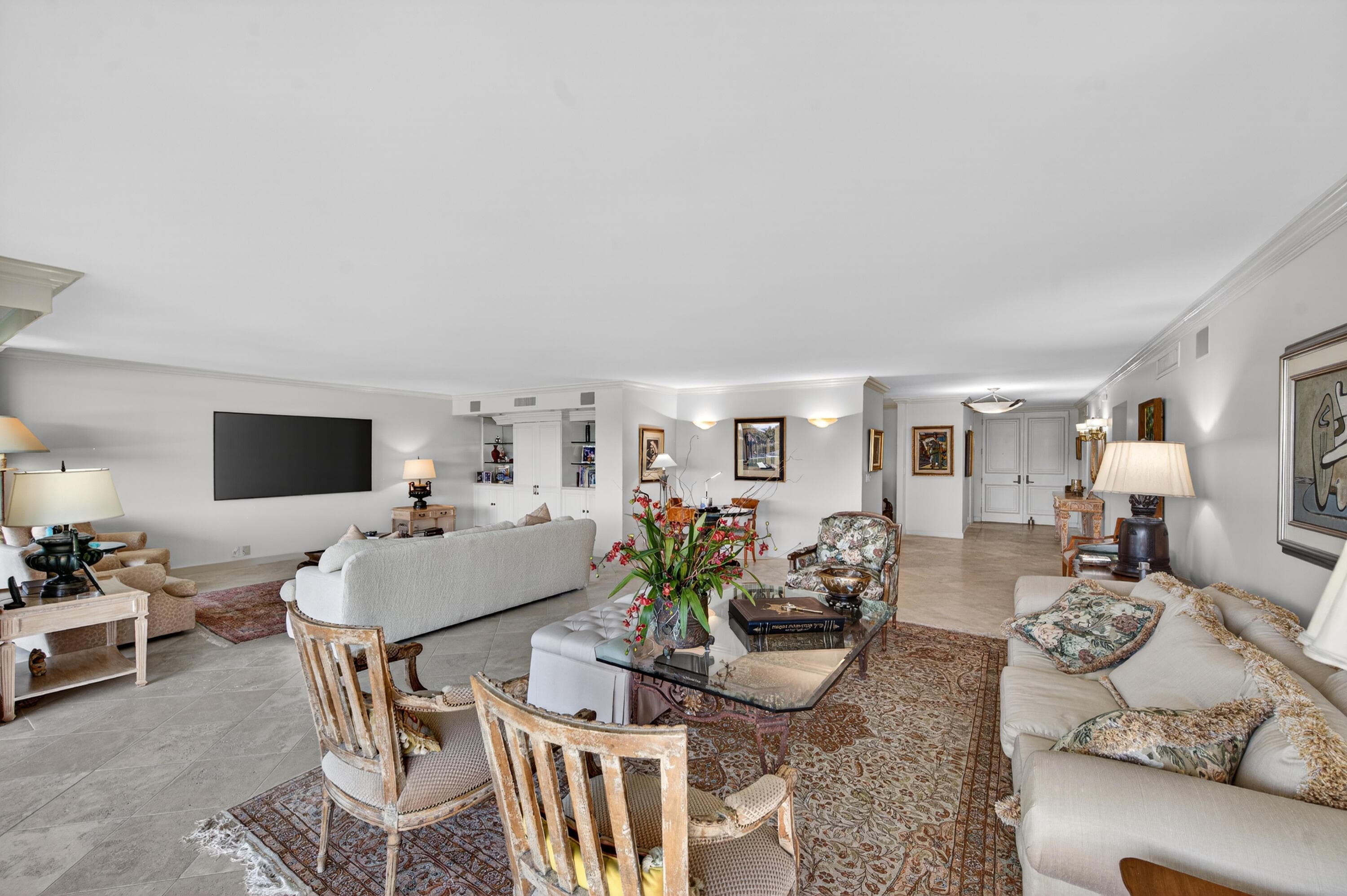 5500 Collins Avenue 302, Miami Beach, FL 33140 — photo 24 of 43