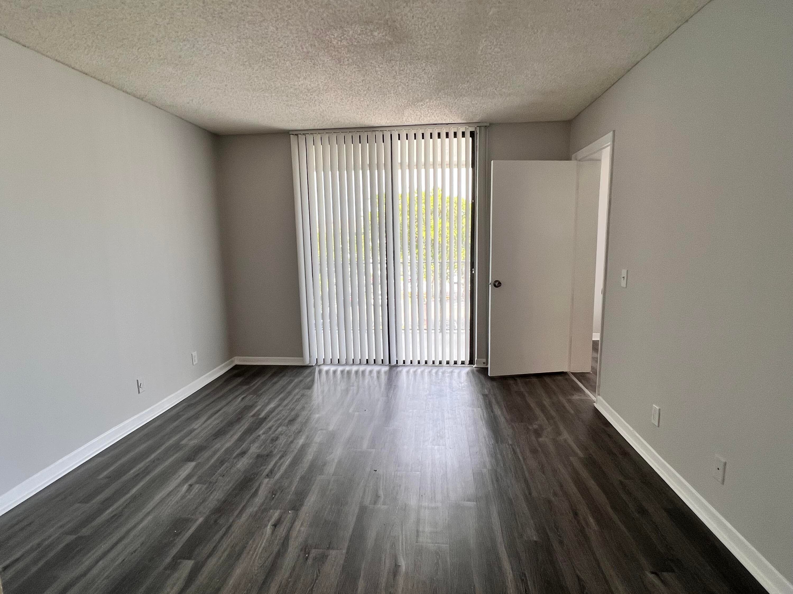 718 Executive Center Drive 31, West Palm Beach, FL 33401 — photo 9 of 26