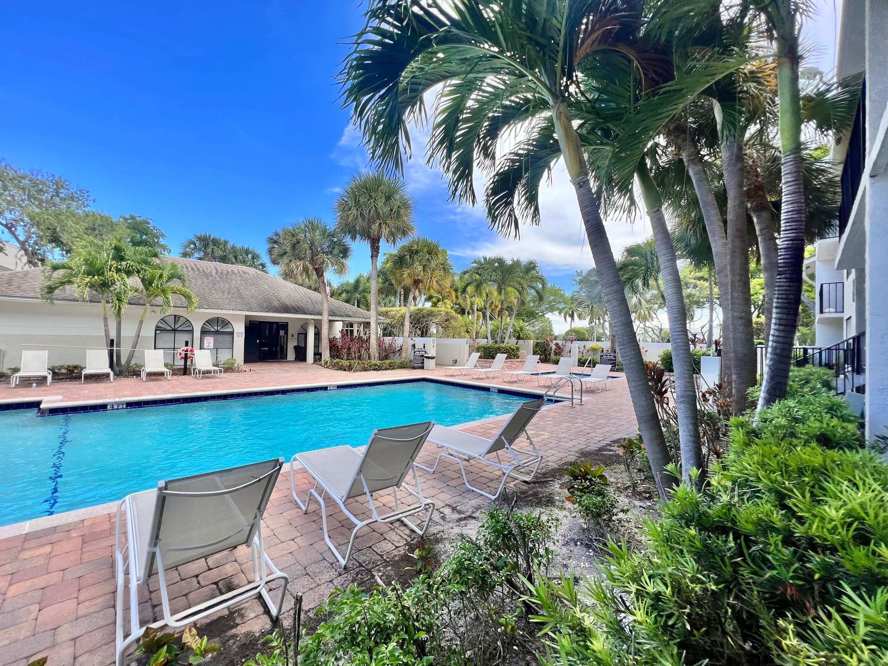 718 Executive Center Drive 31, West Palm Beach, FL 33401 — photo 20 of 26