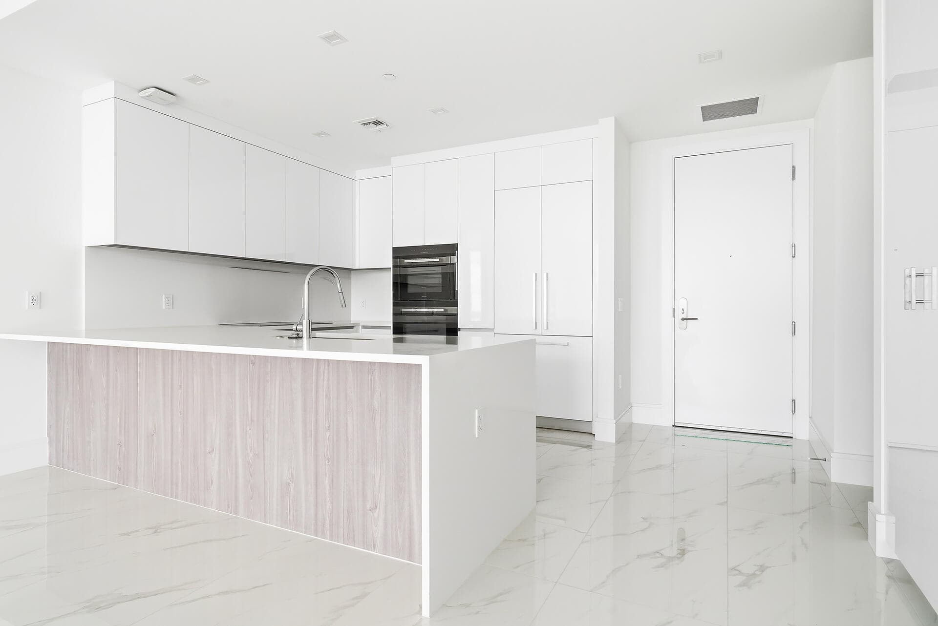 220 Lake Shore Drive 1021, Lake Park, FL 33403 — photo 5 of 66