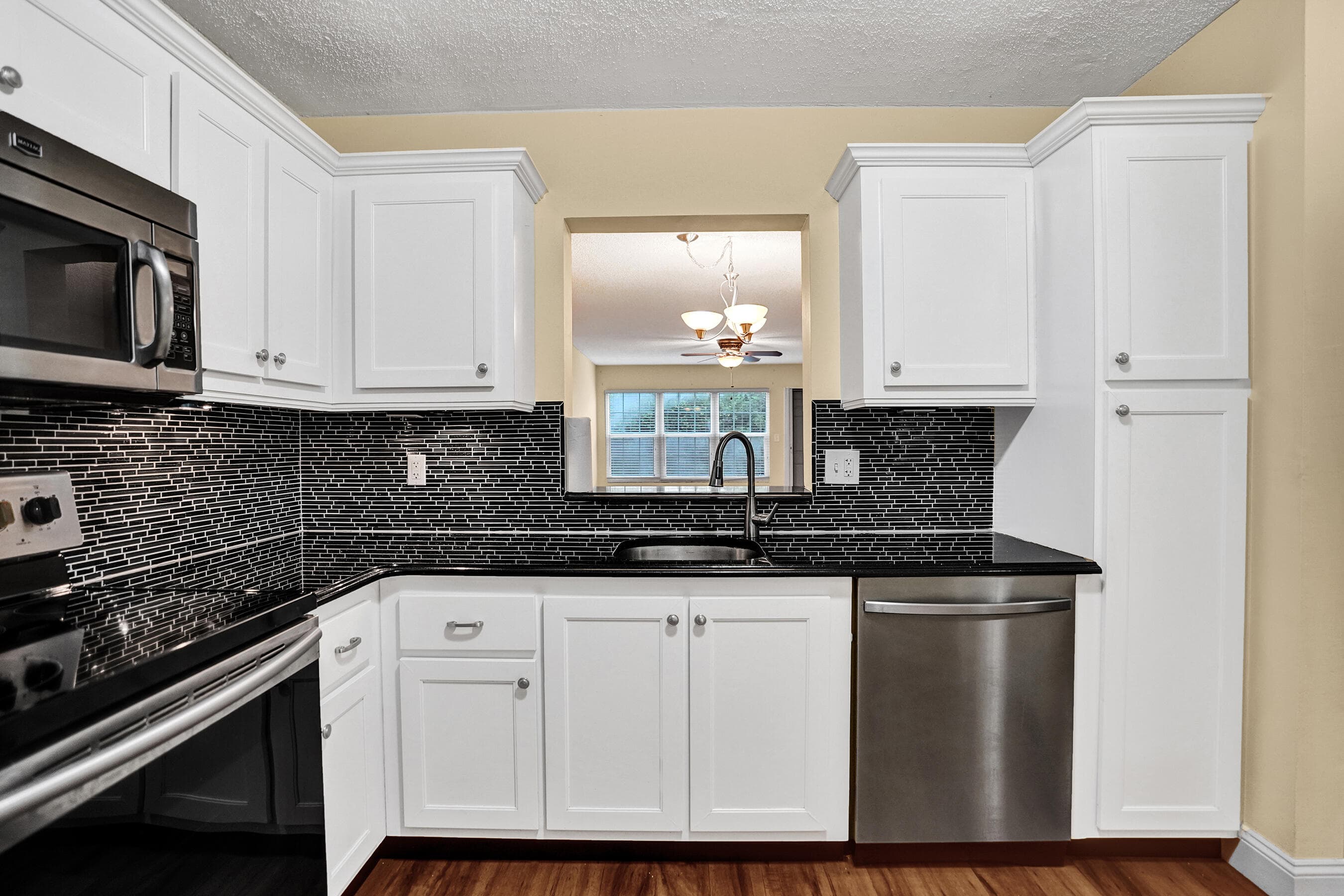 9005 Flynn Circle 1, Boca Raton, FL 33496 — photo 7 of 89