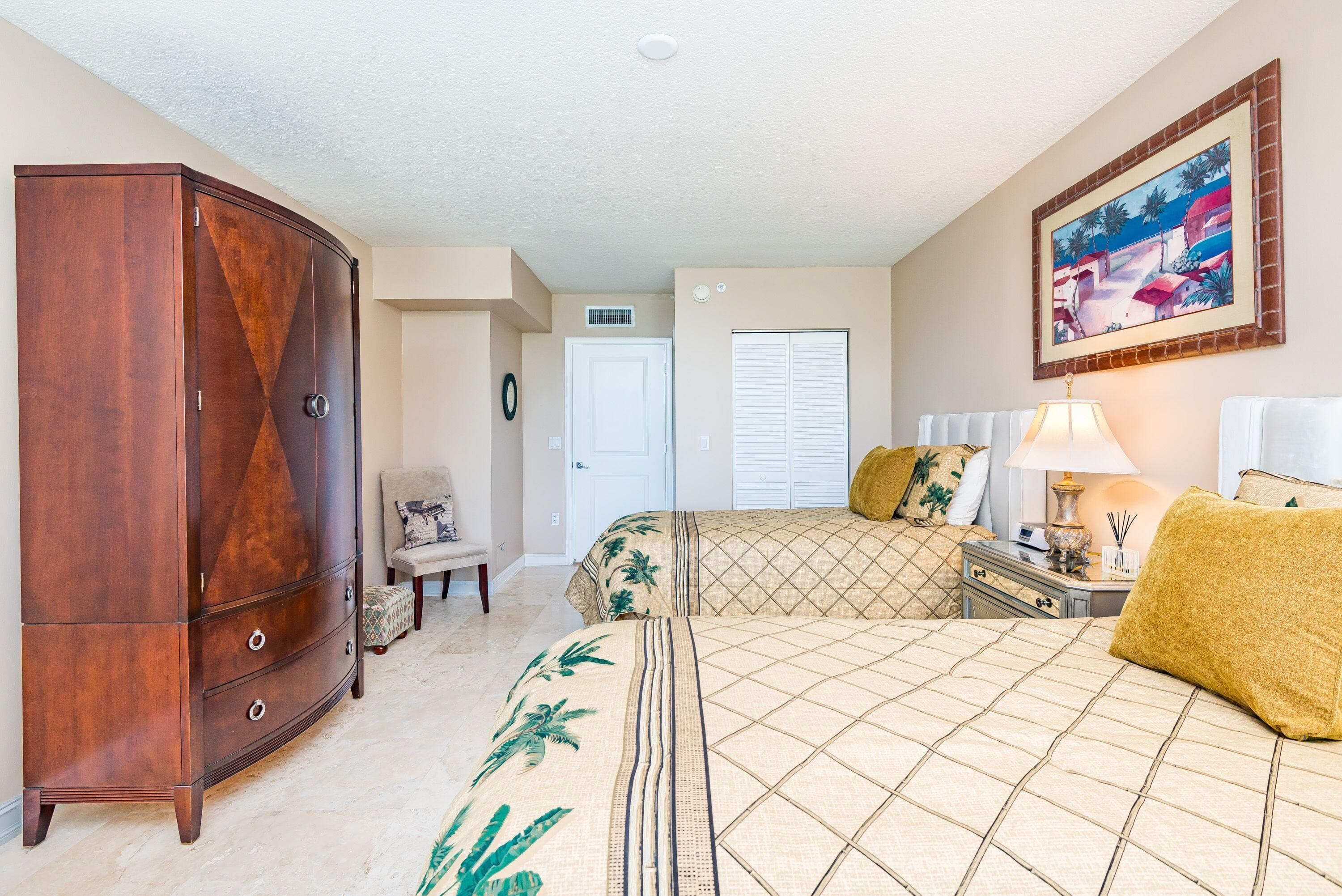 99 SE Mizner Boulevard 215, Boca Raton, FL 33432 — photo 19 of 40