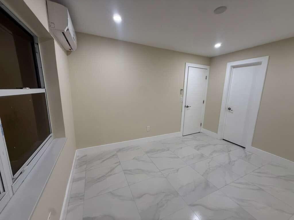 3373 SW 7th Street, Miami, FL 33135 — photo 8 of 23