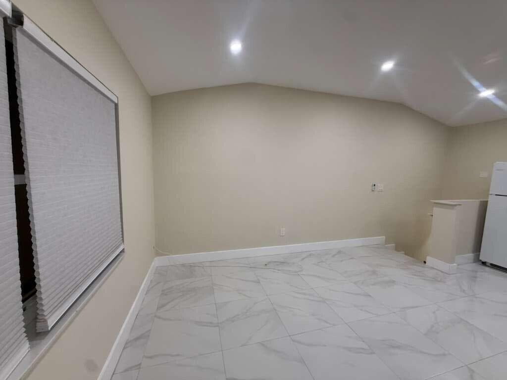 3373 SW 7th Street, Miami, FL 33135 — photo 9 of 23