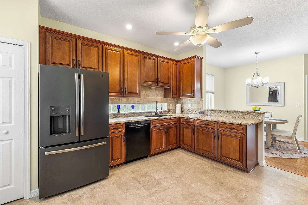 851 NW Sorrento Lane, Port St. Lucie, FL 34986 — photo 15 of 45