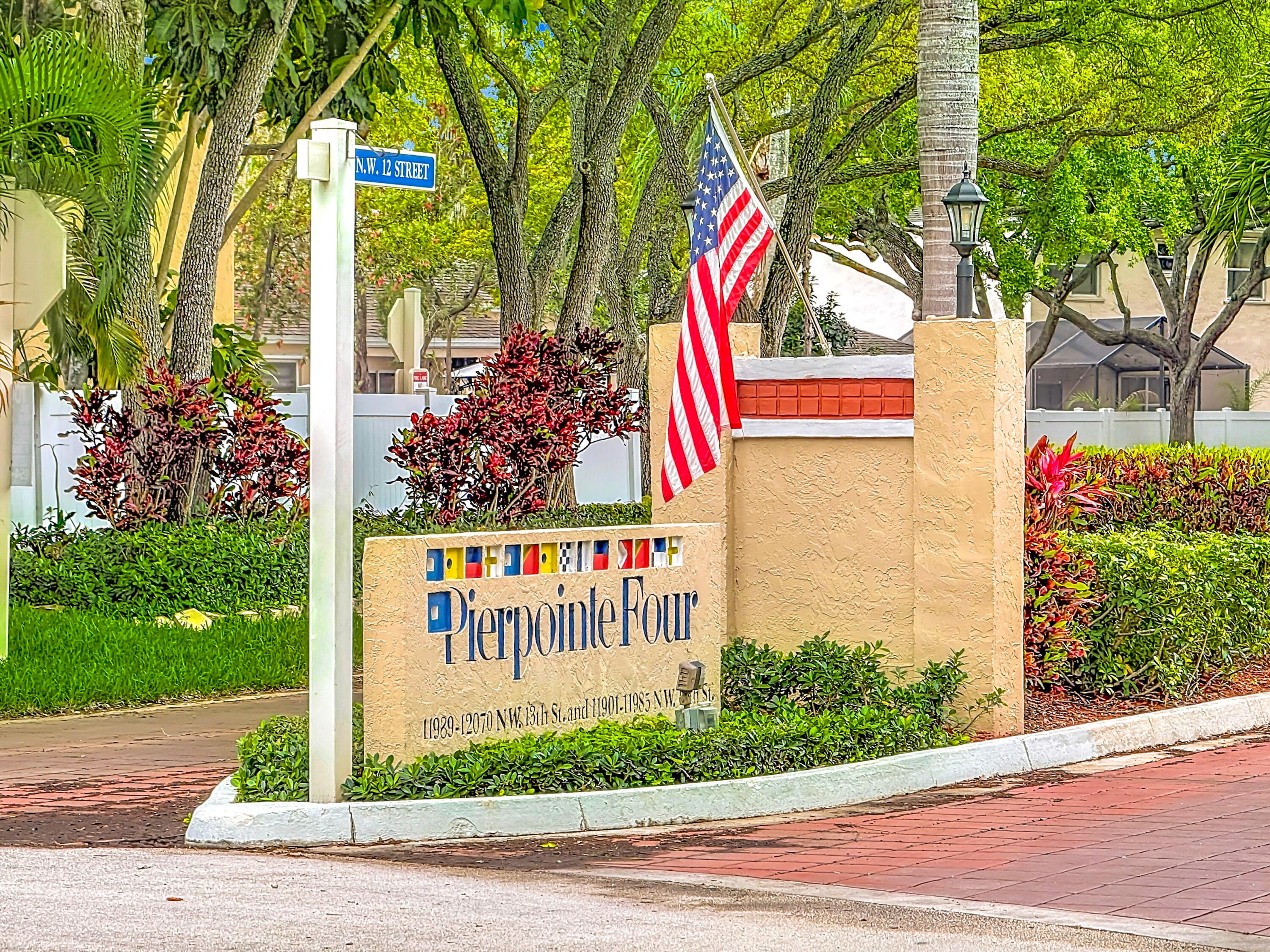 12028 NW 13th Street, Pembroke Pines, FL 33026 — photo 4 of 47