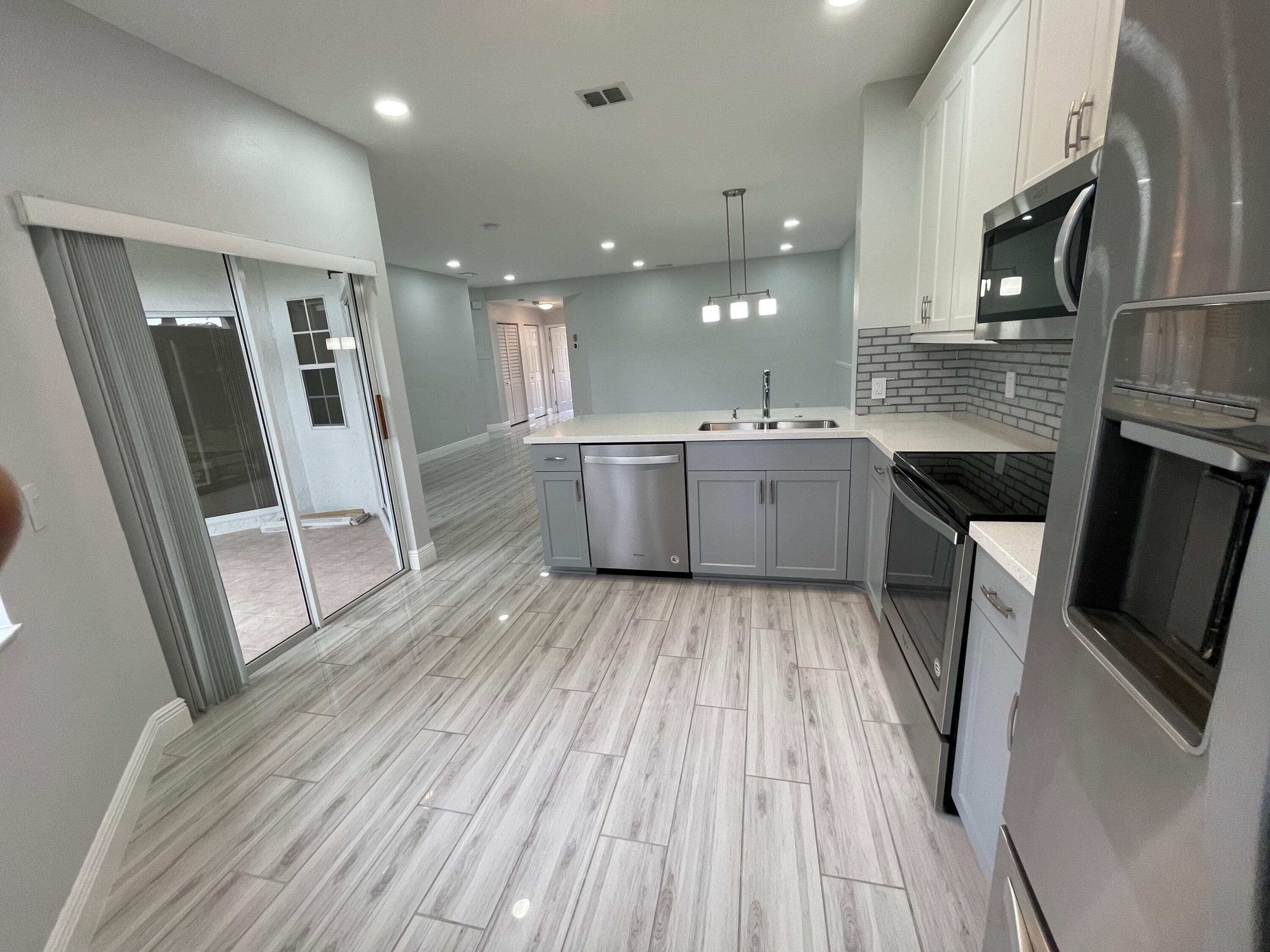 6526 Via Regina, Boca Raton, FL 33433 — photo 5 of 16