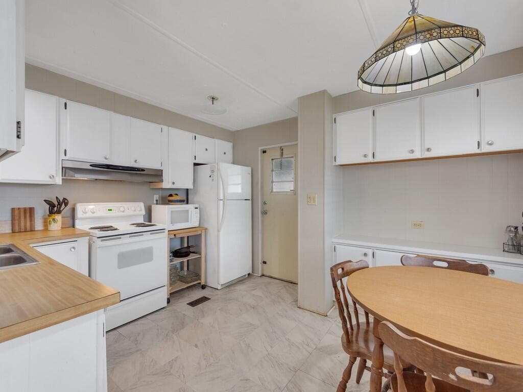 4800 SE Federal Highway 145, Stuart, FL 34997 — photo 8 of 27