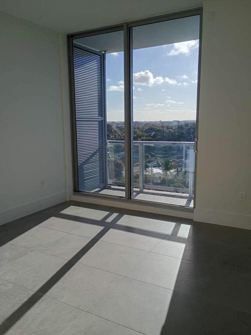 220 Lake Shore Drive 823, FL 33403 — photo 14 of 24