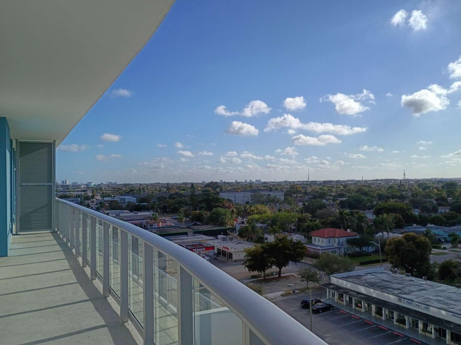 220 Lake Shore Drive 823, FL 33403 — photo 18 of 24