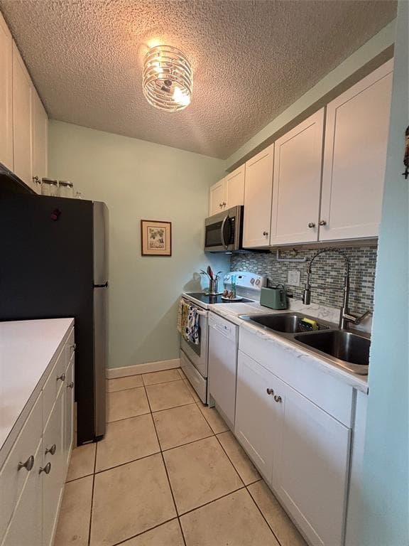 3589 S Ocean Boulevard 10, South Palm Beach, FL 33480 — photo 16 of 30