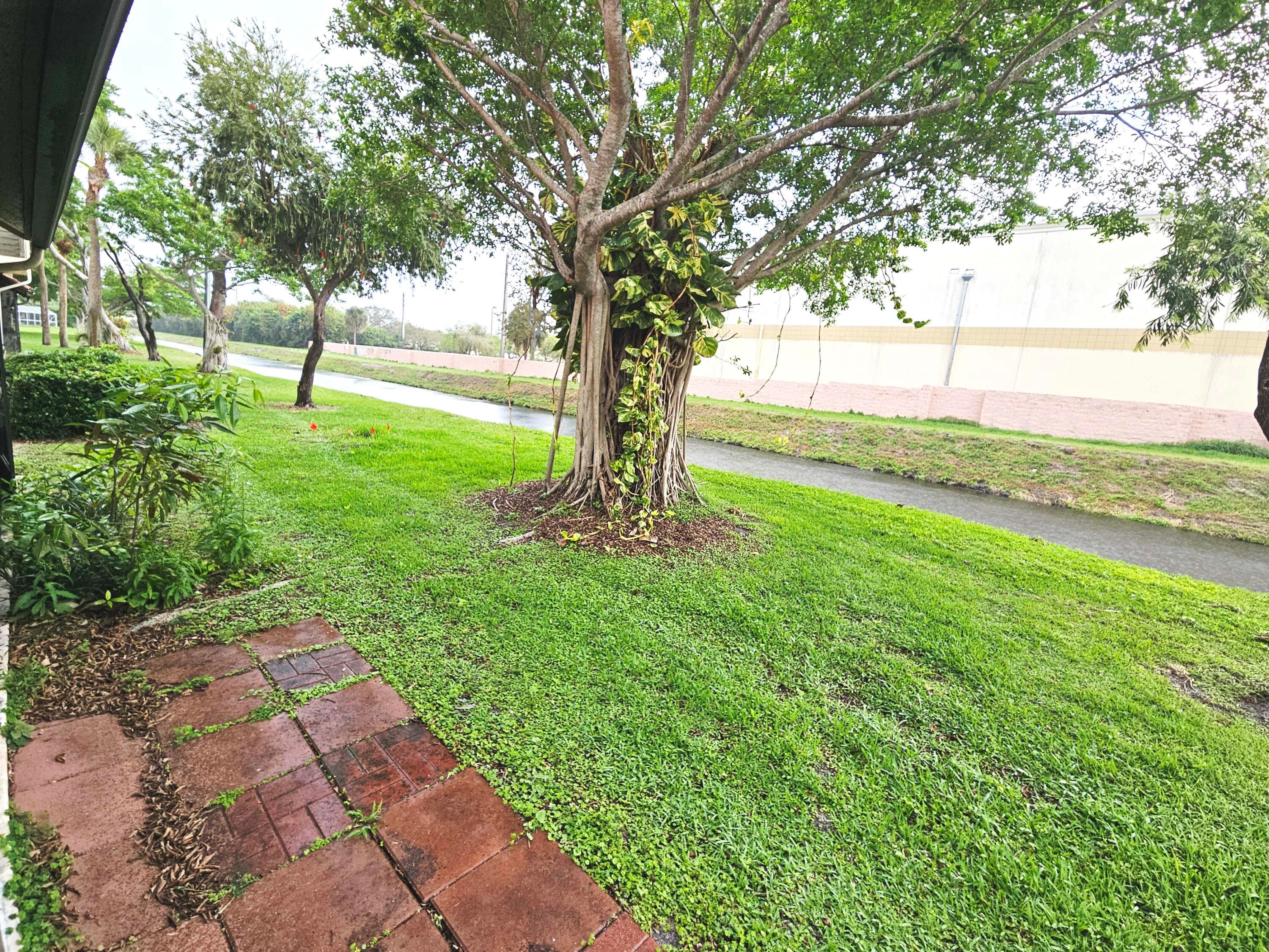 16 Vía De Casas Sur 103, Boynton Beach, FL 33426 — photo 18 of 23