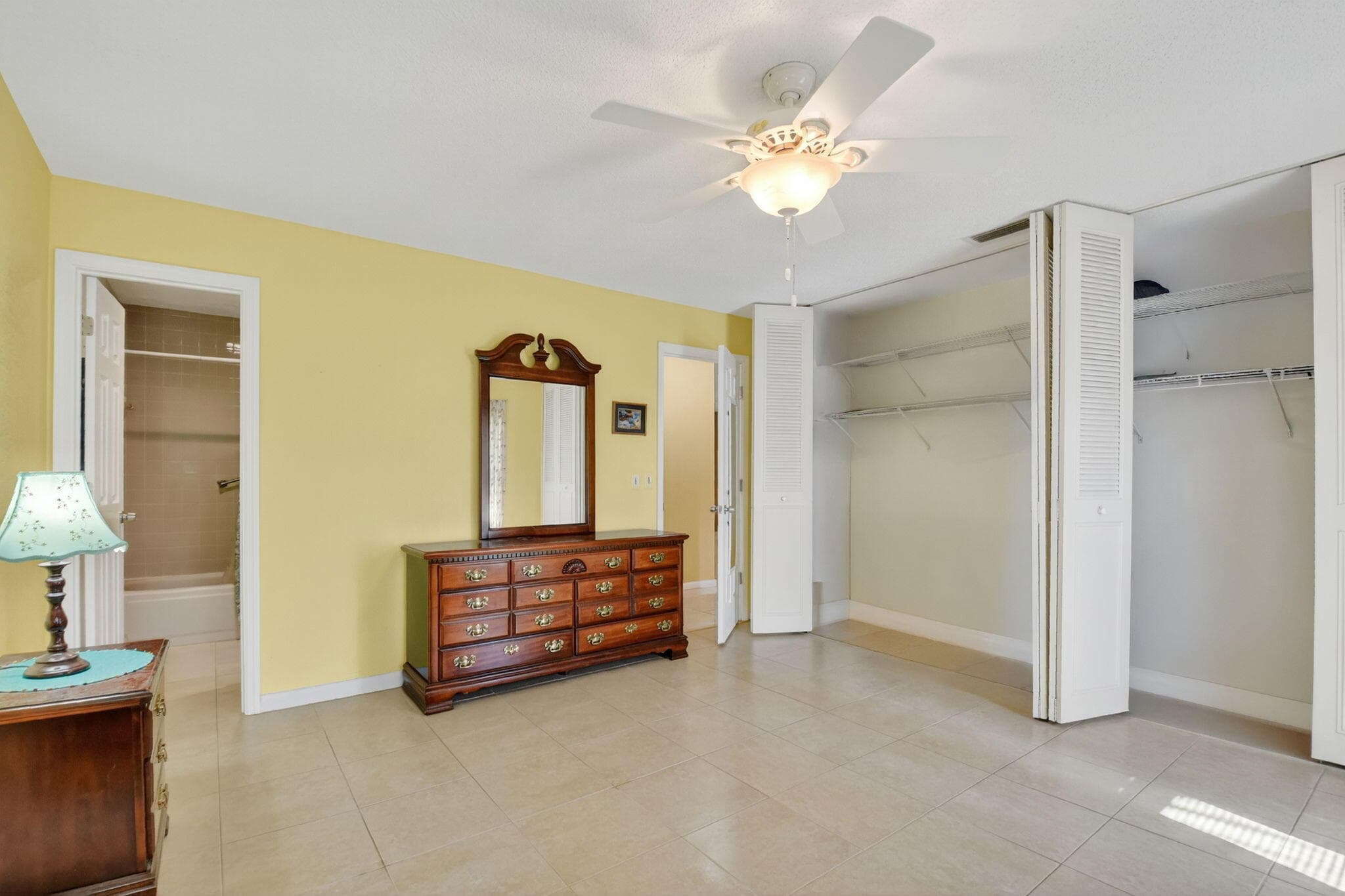 676 Laconia Circle B, Lake Worth, FL 33467 — photo 11 of 52
