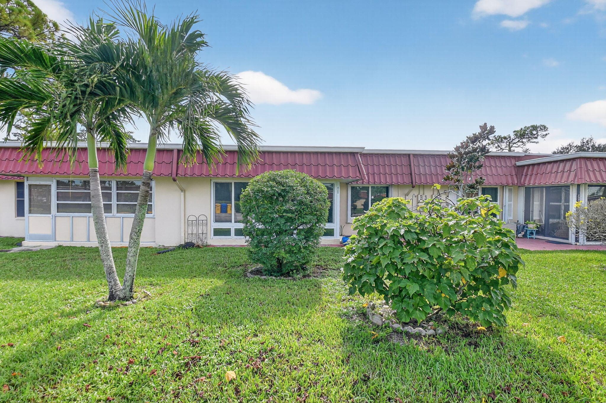 676 Laconia Circle B, Lake Worth, FL 33467 — photo 18 of 52