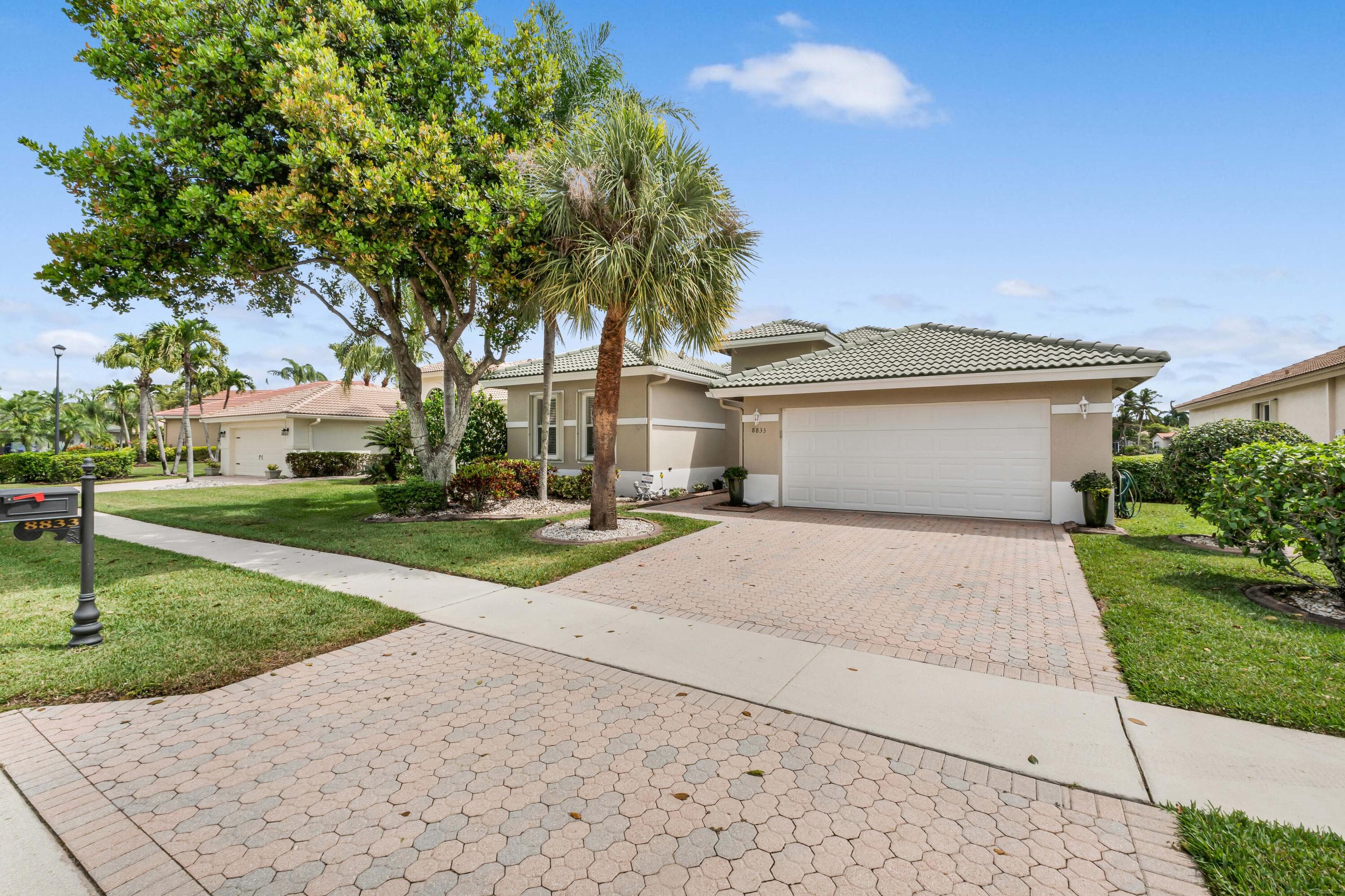 8833 Via Tuscany Drive, Boynton Beach, FL 33472 — photo 4 of 55