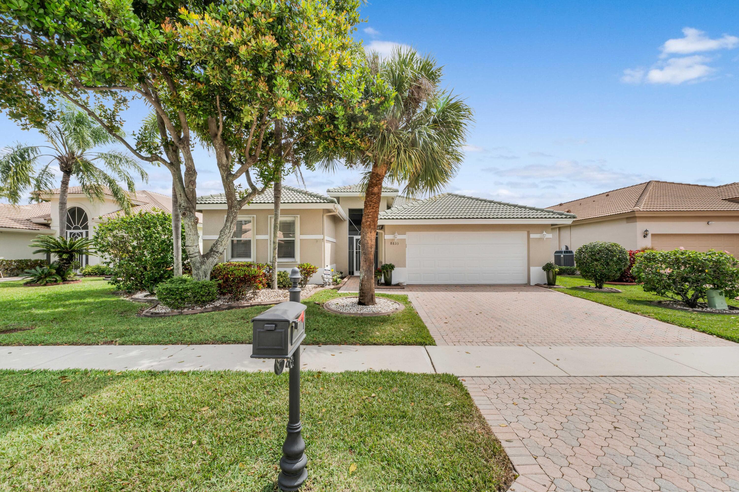 8833 Via Tuscany Drive, Boynton Beach, FL 33472 — photo 2 of 55