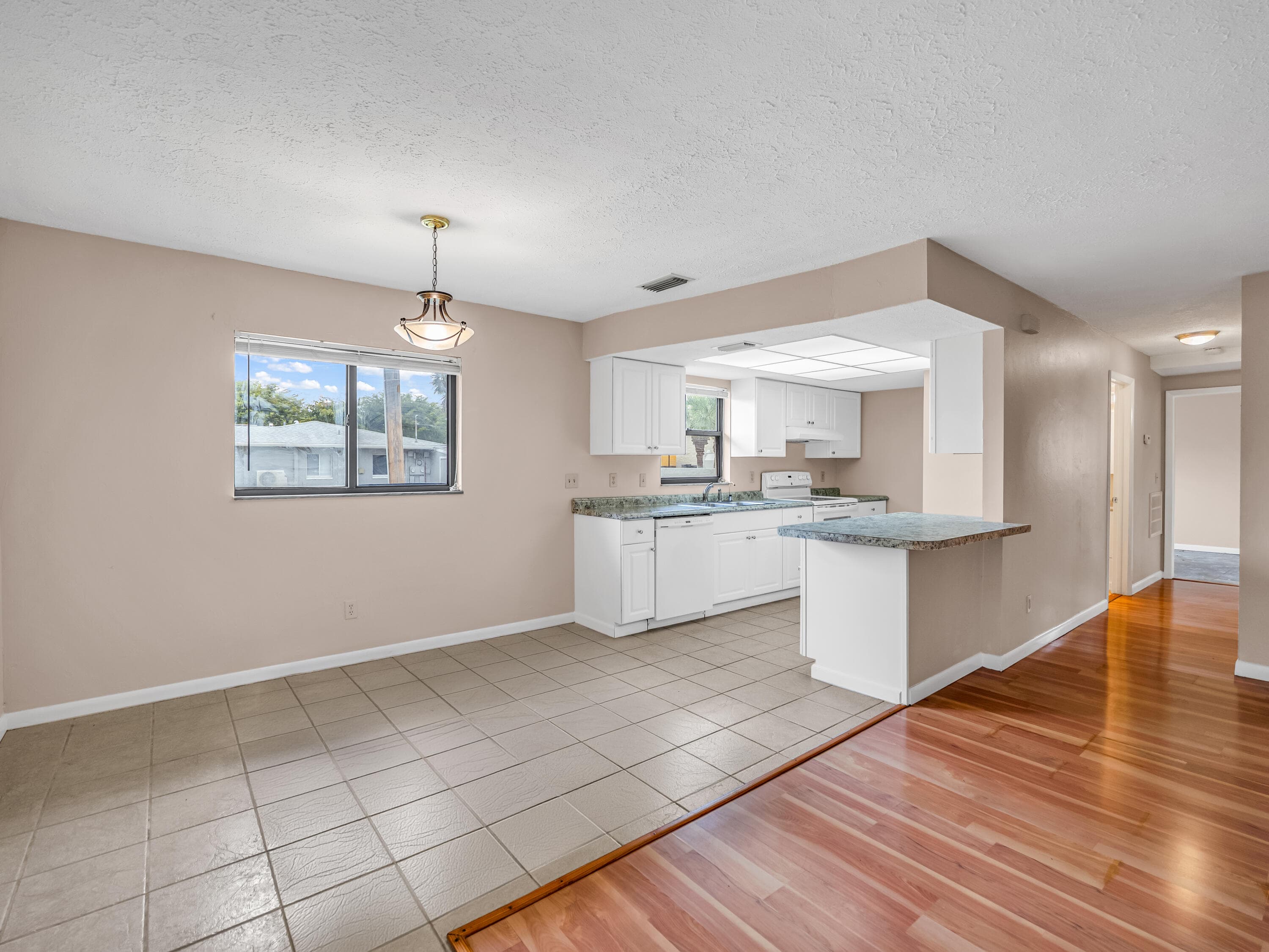151 Cape Coral Parkway W 106, Cape Coral, FL 33914 — photo 5 of 18