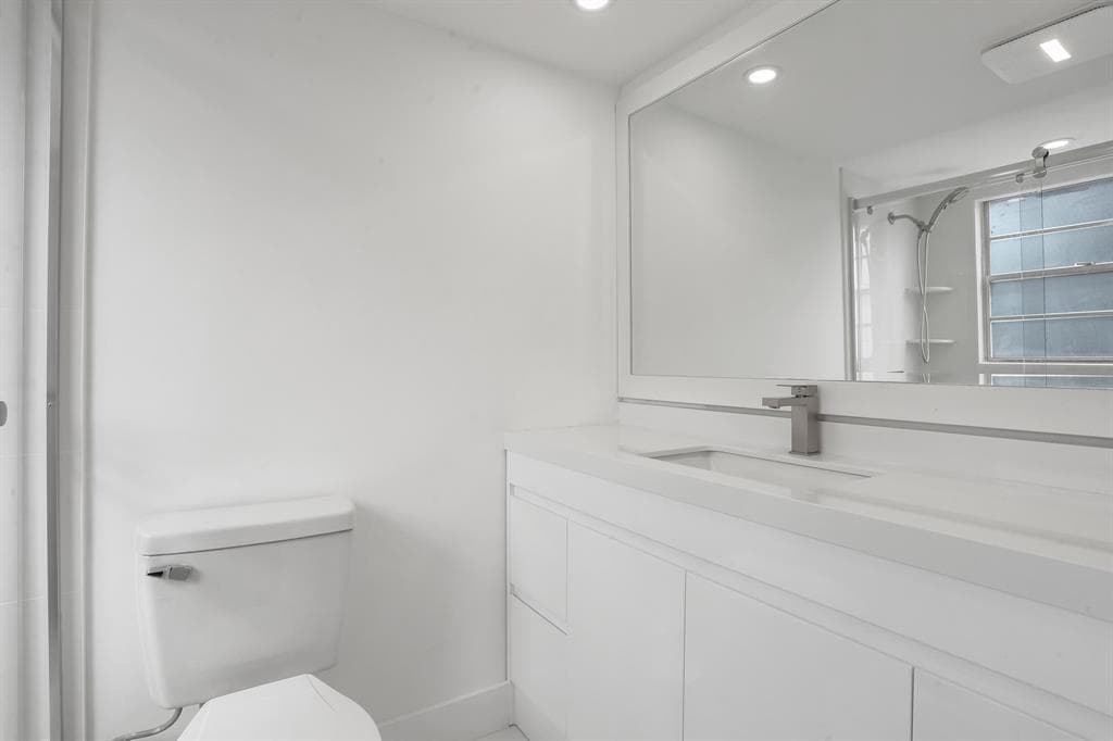 40 Prescott B 40, Deerfield Beach, FL 33442 — photo 10 of 51