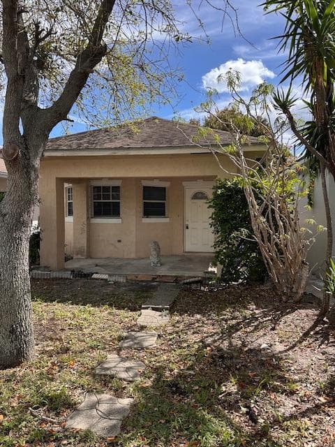 518 S E Street, Lake Worth Beach, FL 33460 — photo 1 of 3