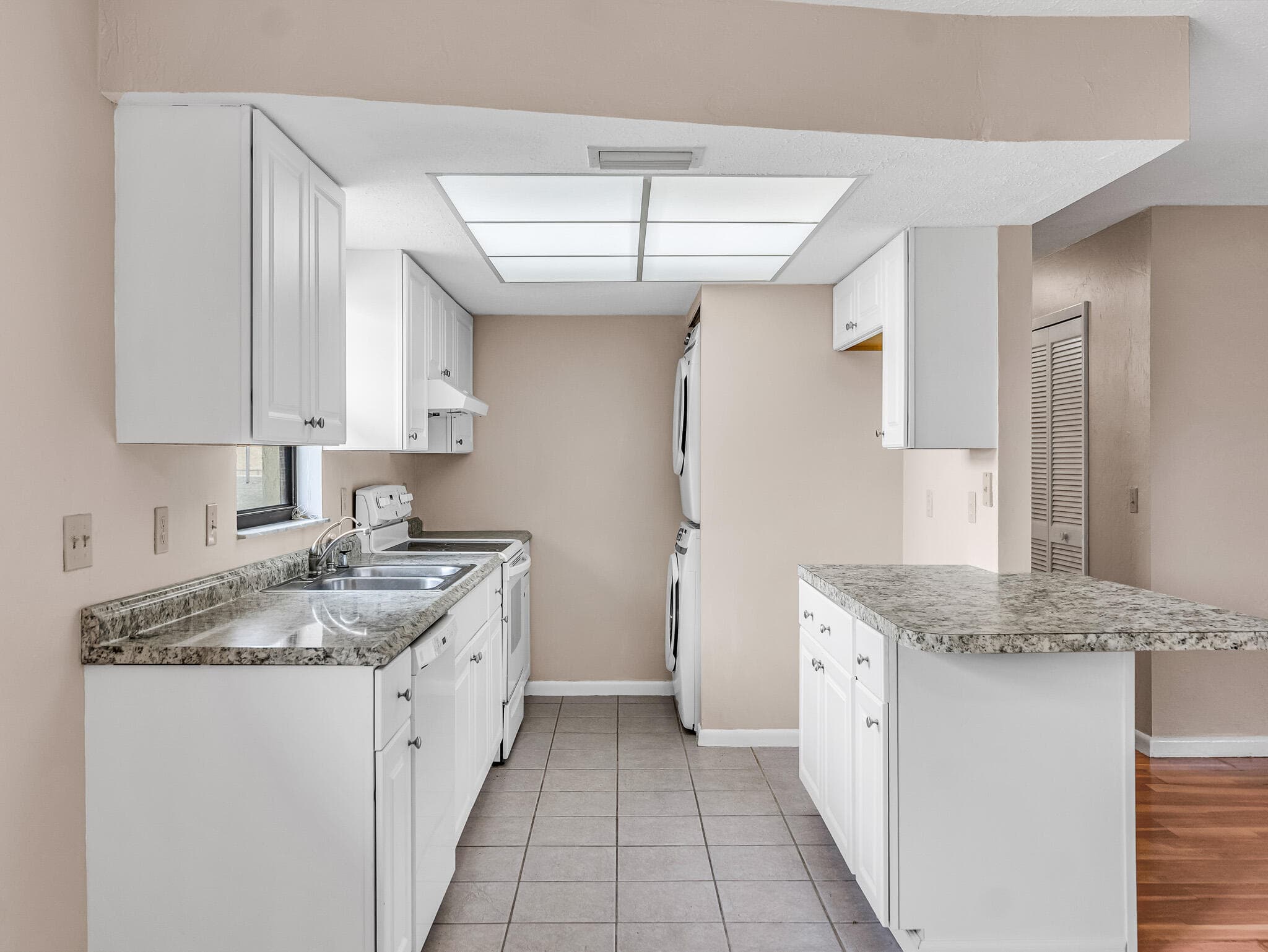 151 Cape Coral Parkway W 106, Cape Coral, FL 33914 — photo 9 of 18