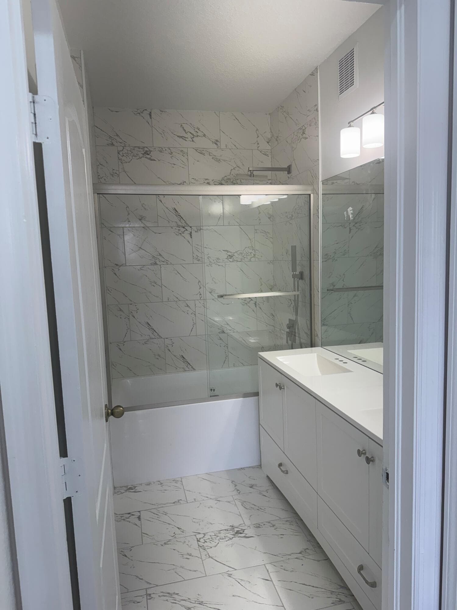 Townhouse in Miami — photo 19 of 27