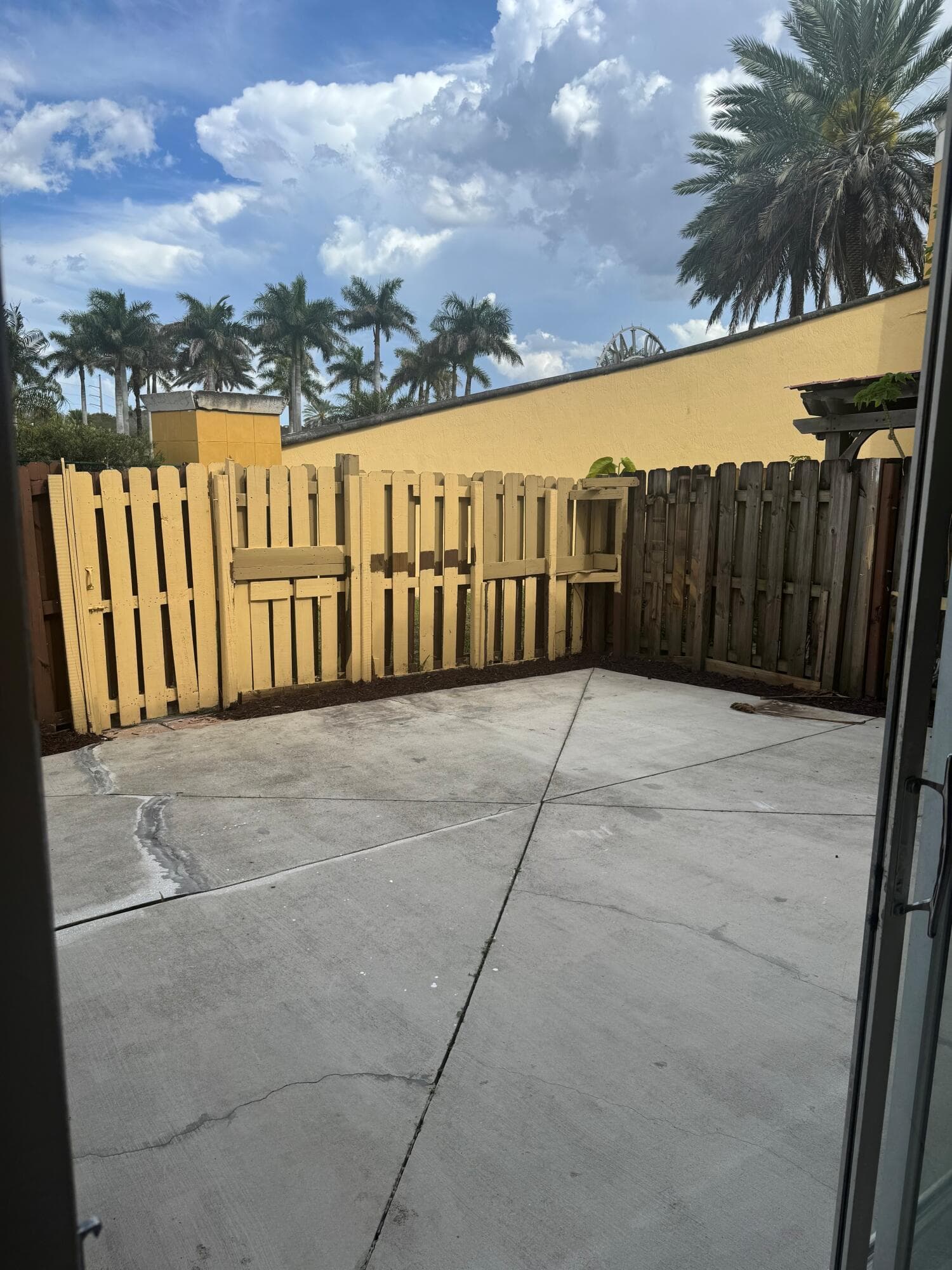 Townhouse in Miami — photo 26 of 27