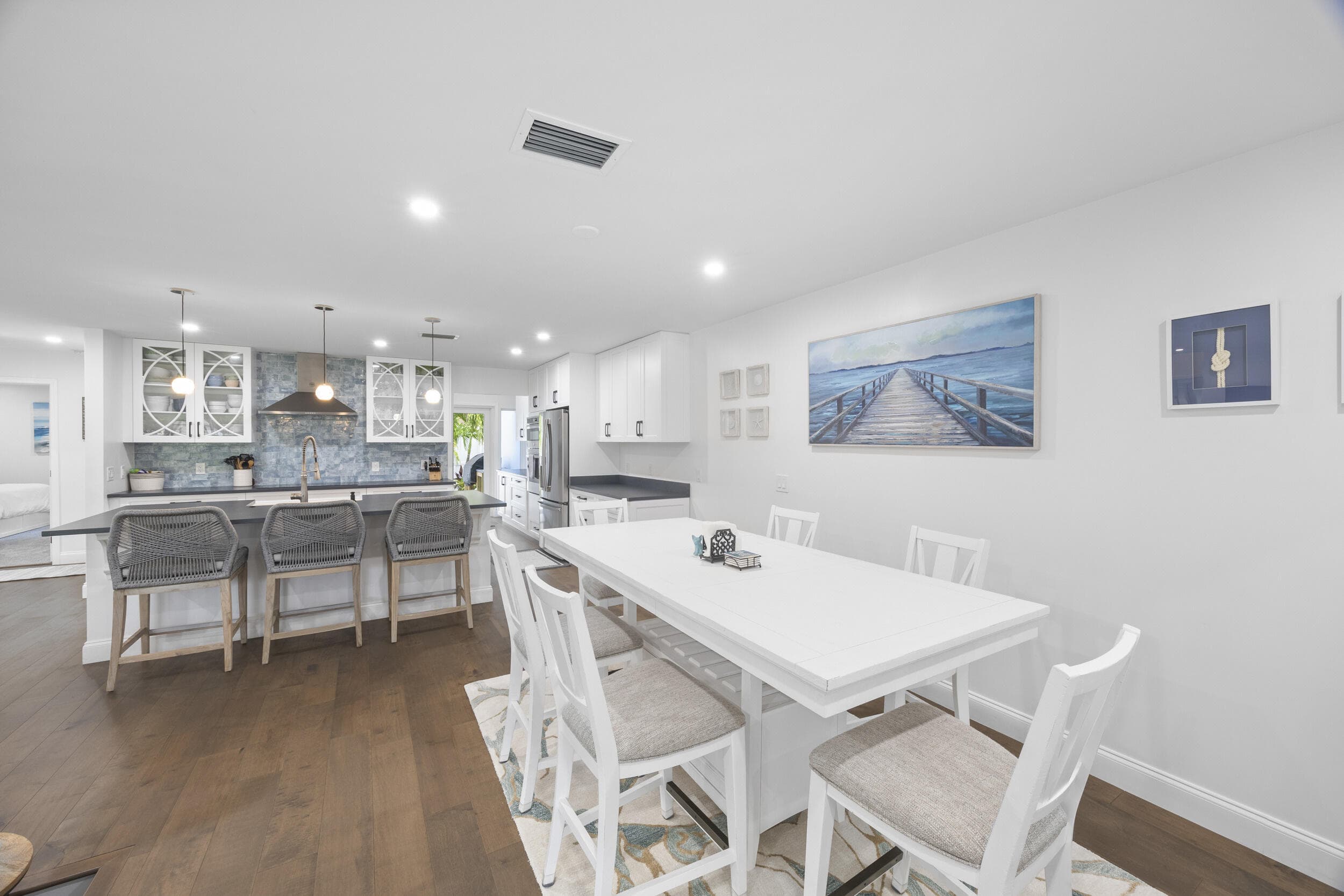17235 Bay Street, Jupiter, FL 33477 — photo 8 of 47