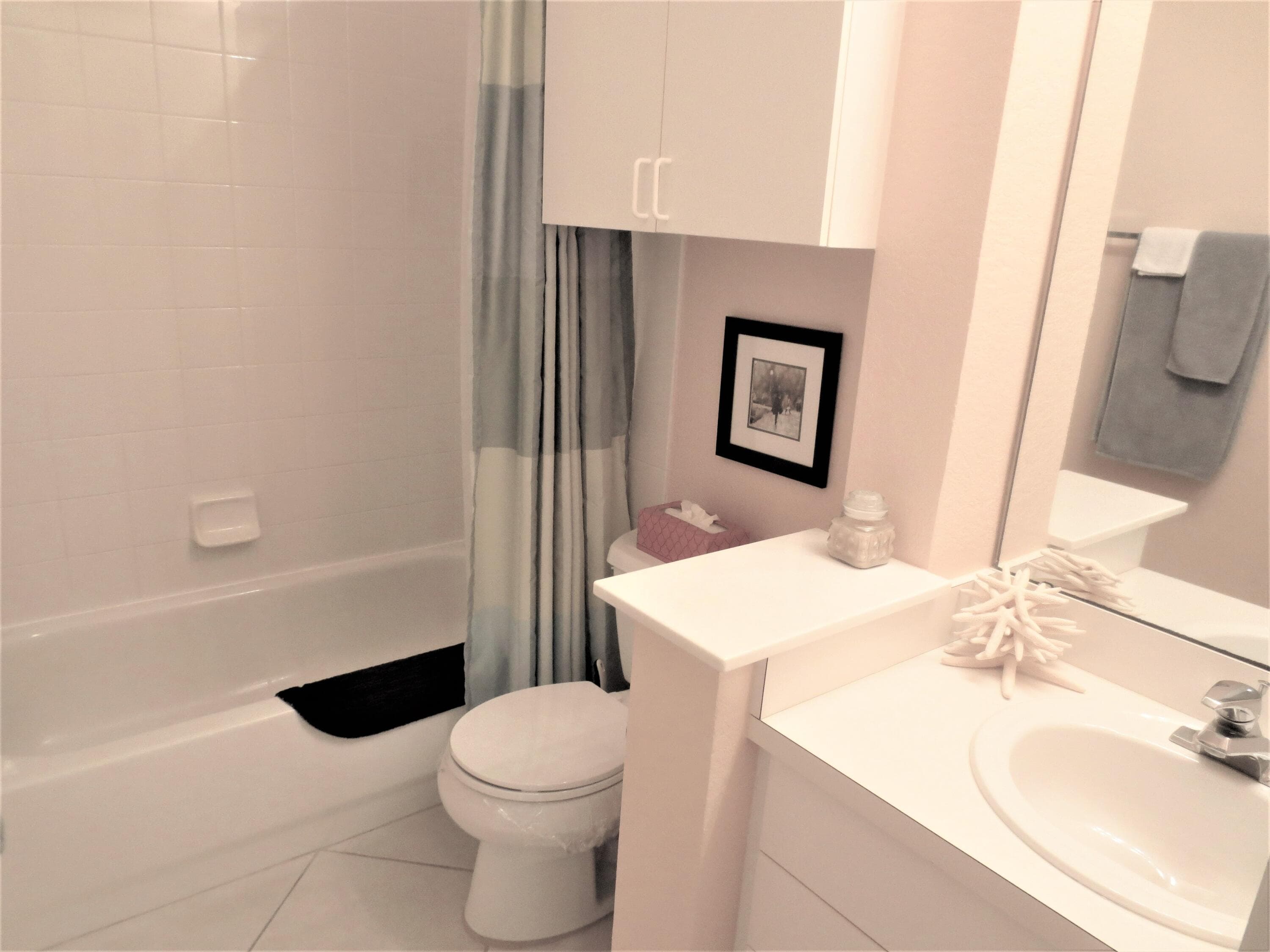 1900 Oceanwalk Lane 104, Lauderdale-By-The-Sea, FL 33062 — photo 22 of 38