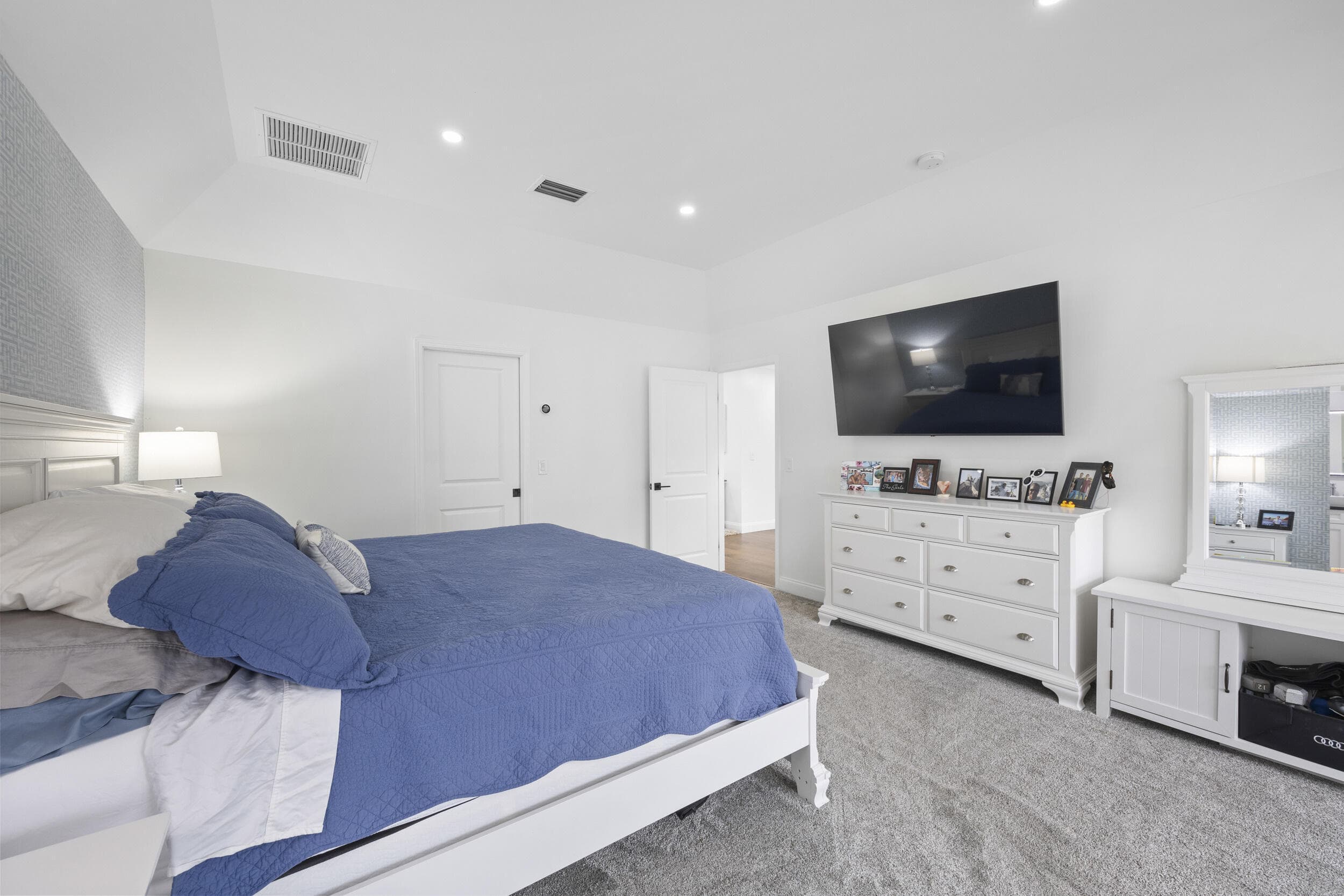 17235 Bay Street, Jupiter, FL 33477 — photo 19 of 47