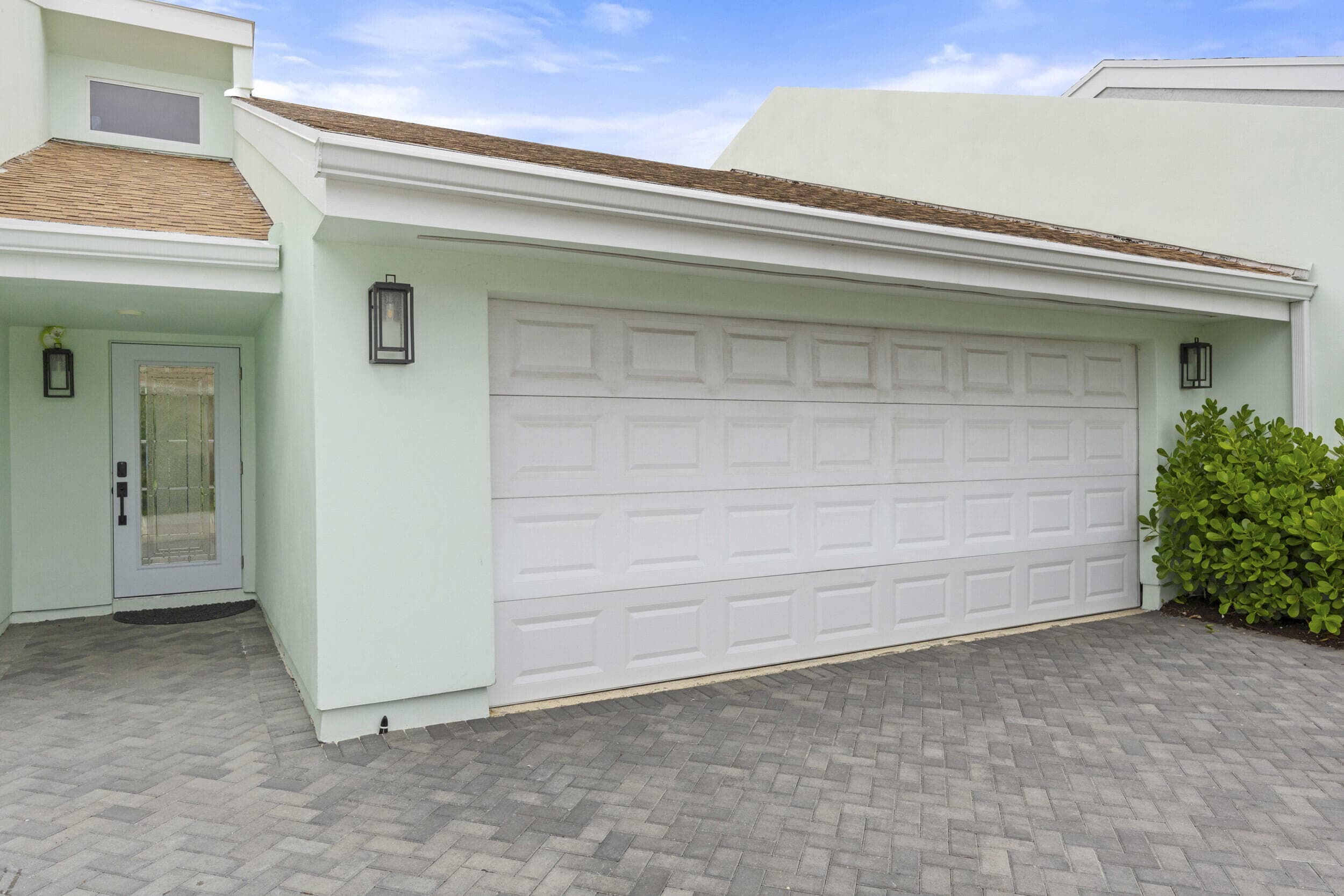 17235 Bay Street, Jupiter, FL 33477 — photo 41 of 47