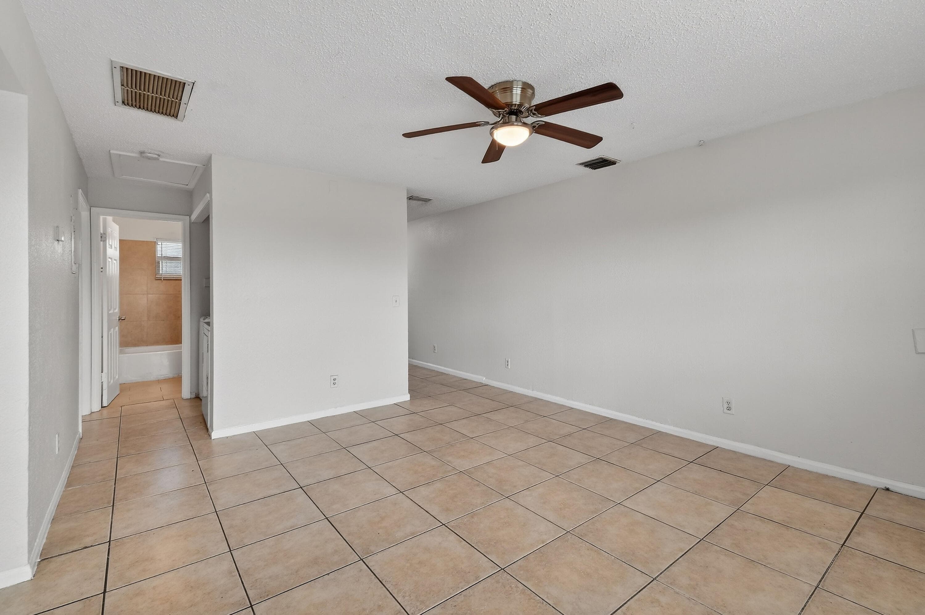 1618 W 26th Court D, Riviera Beach, FL 33404 — photo 3 of 23