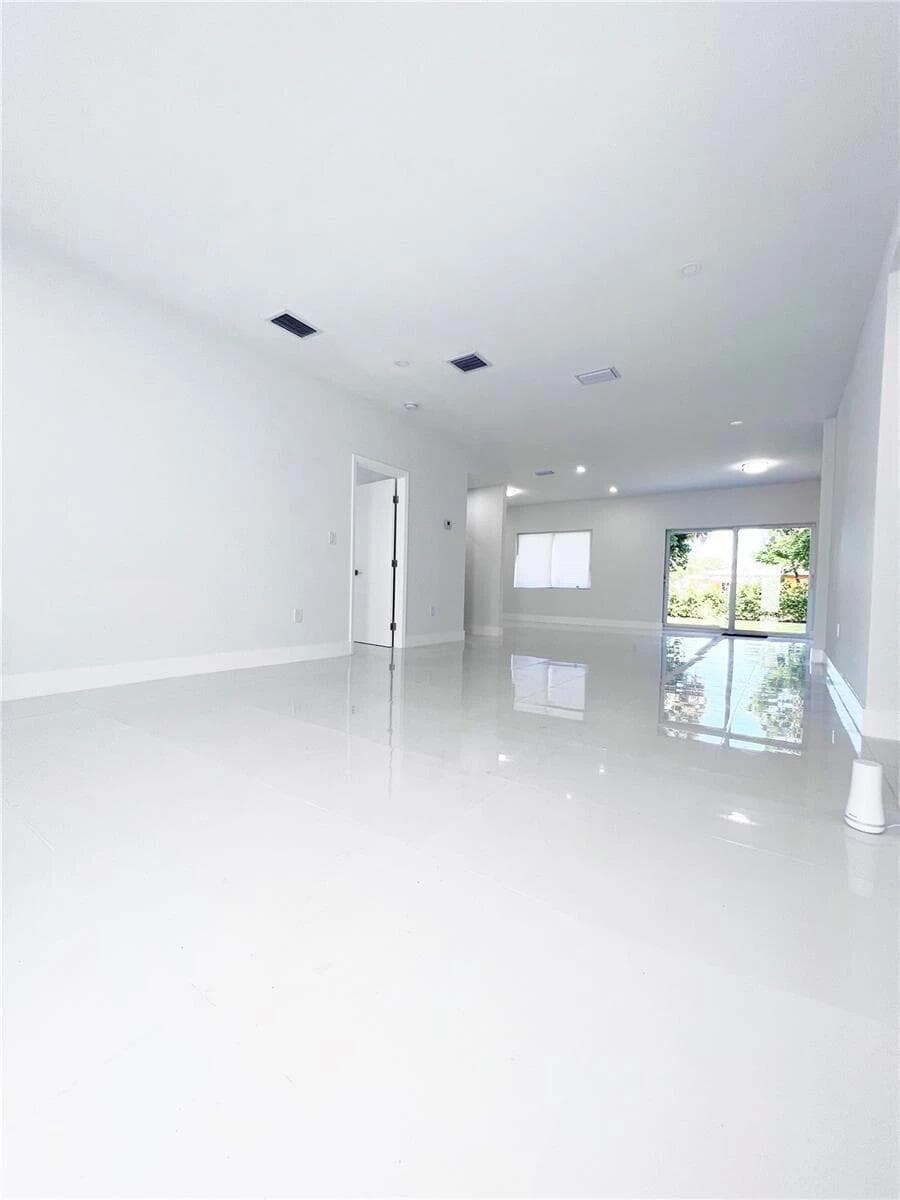 730 Alabama Avenue, Fort Lauderdale, FL 33312 — photo 4 of 59