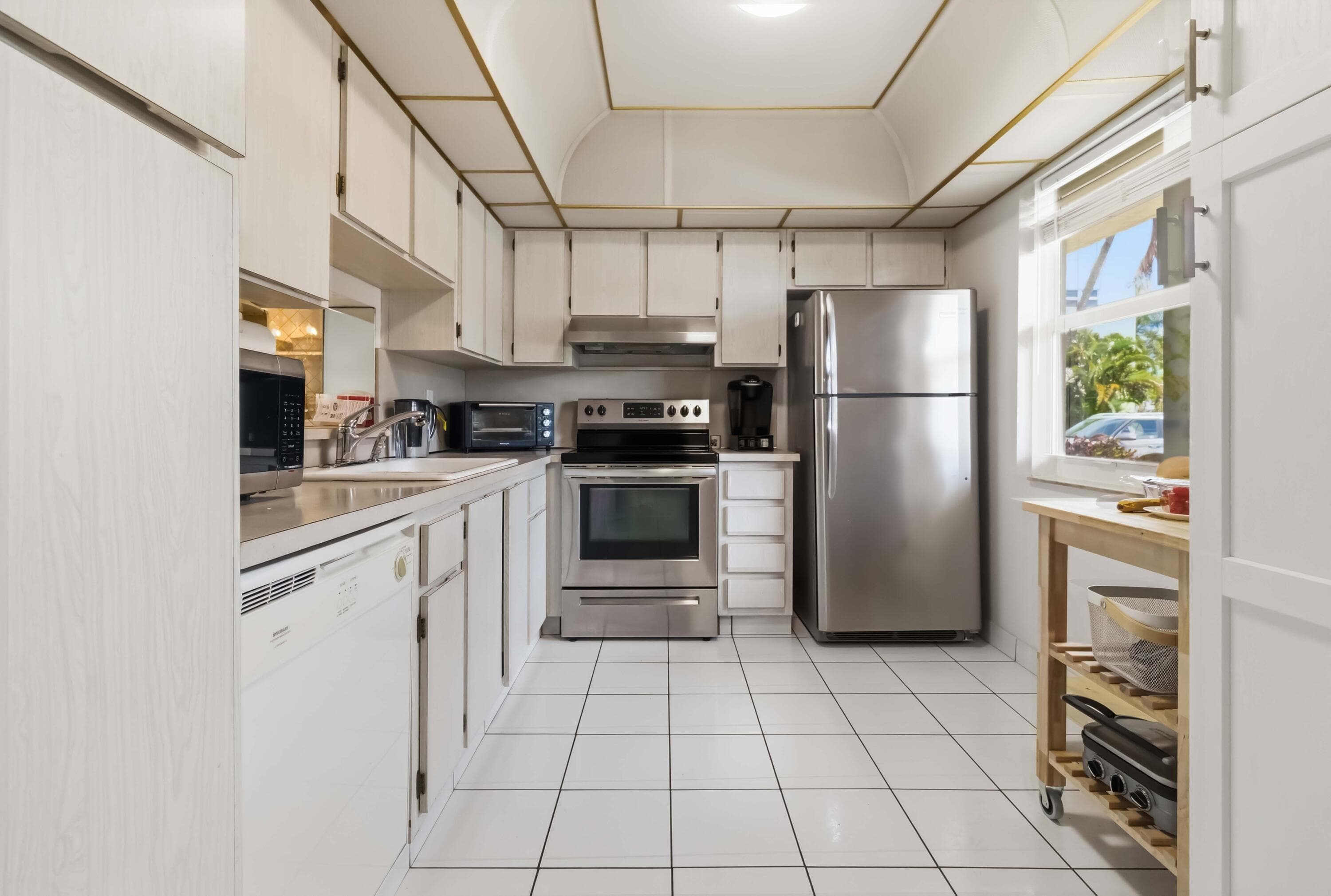 1024 SE 5th Avenue 107, Dania Beach, FL 33004 — photo 5 of 32