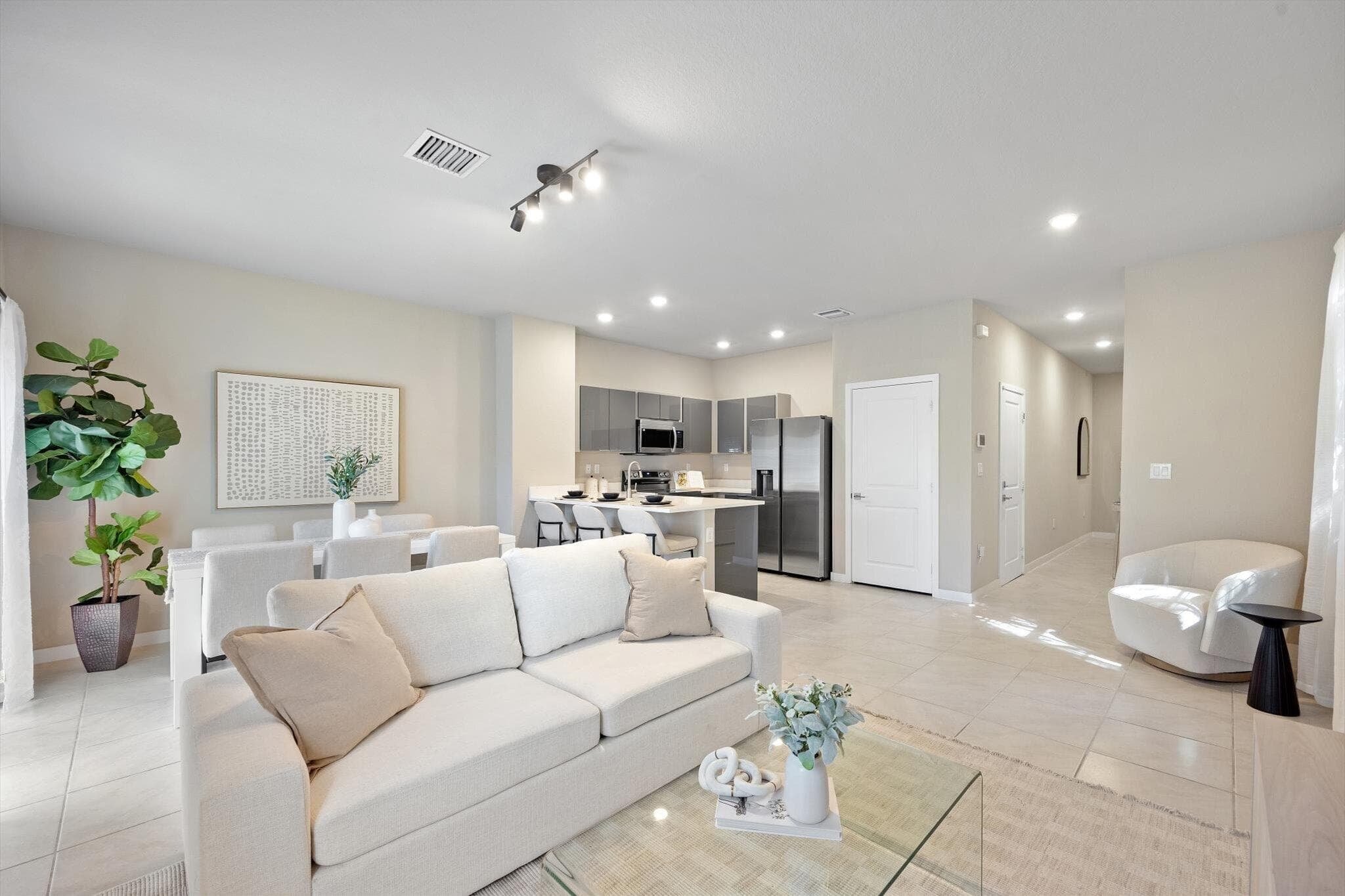 751 SW 11th Street, Florida City, FL 33034 — photo 8 of 40
