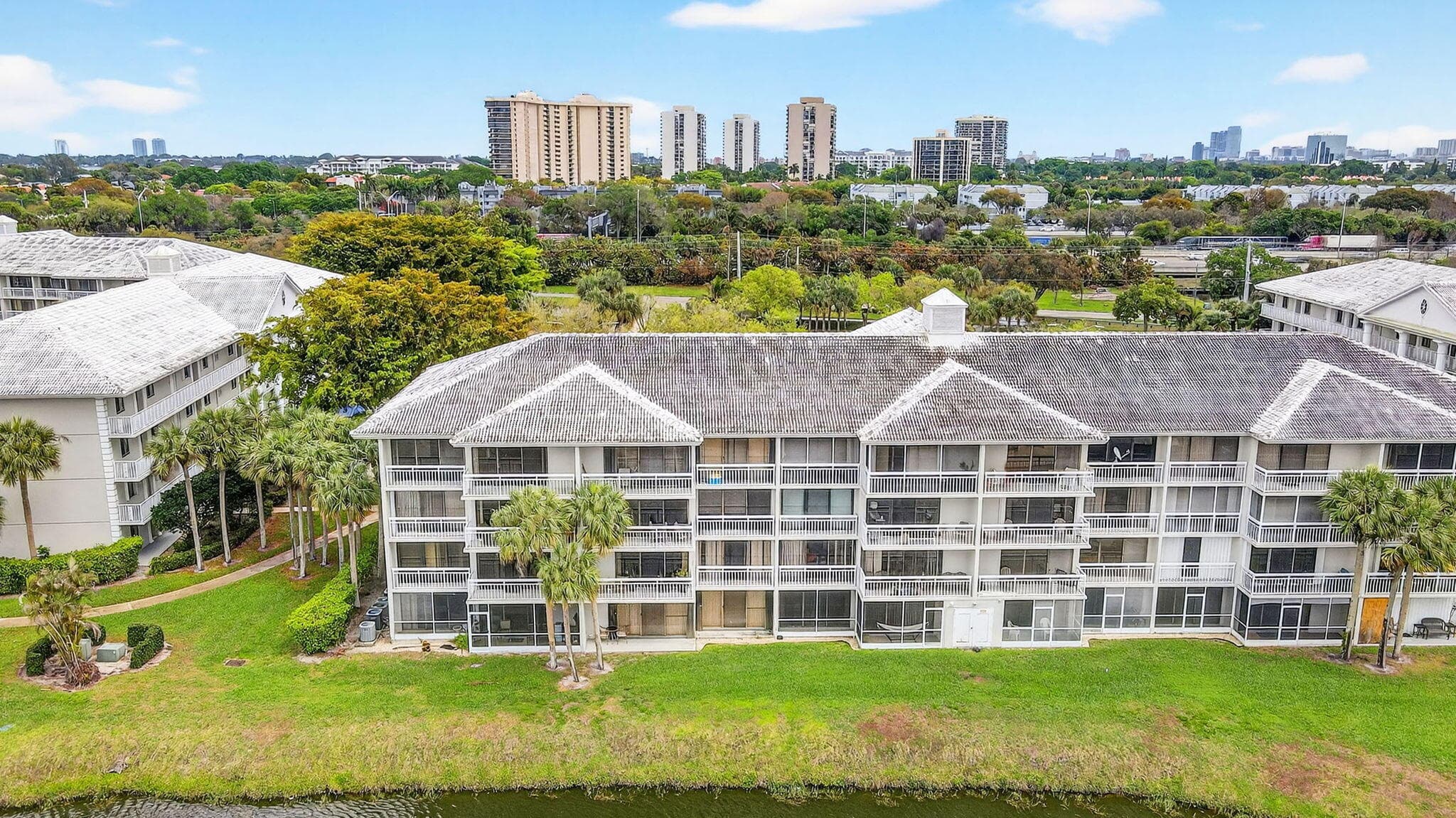 2421 Village Boulevard 406, West Palm Beach, FL 33409 — photo 9 of 53
