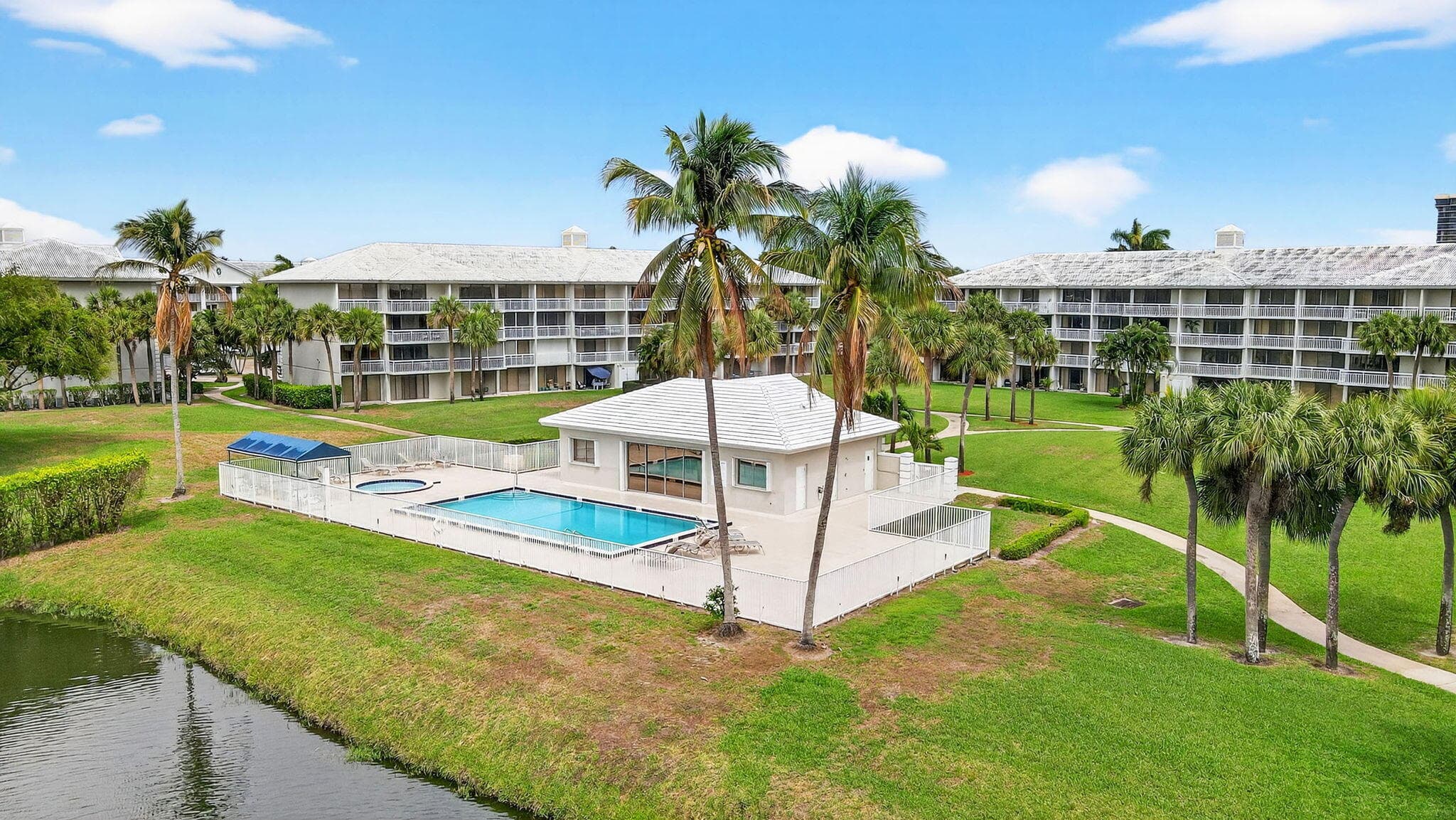 2421 Village Boulevard 406, West Palm Beach, FL 33409 — photo 14 of 53