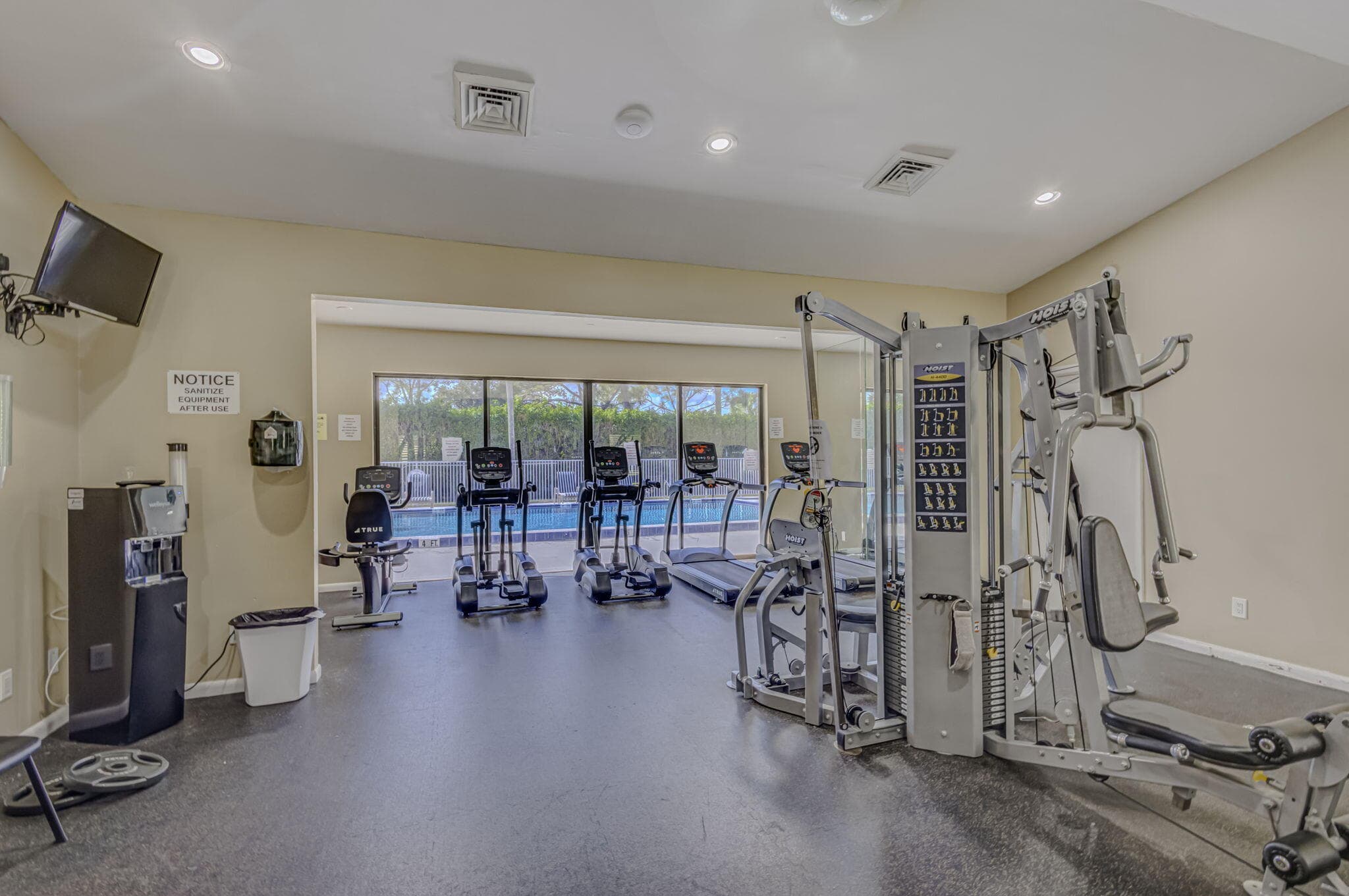 2421 Village Boulevard 406, West Palm Beach, FL 33409 — photo 17 of 53