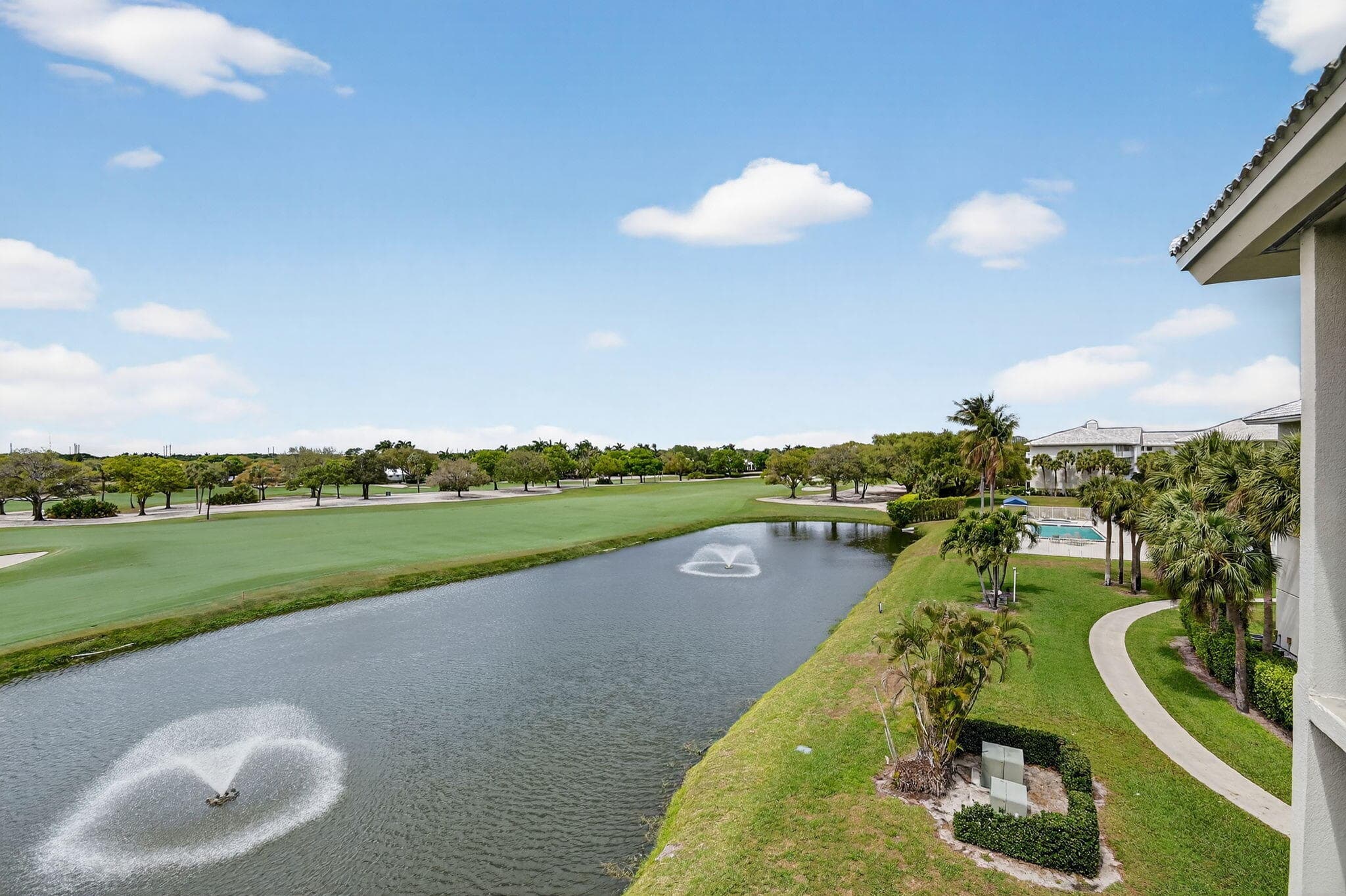 2421 Village Boulevard 406, West Palm Beach, FL 33409 — photo 7 of 53